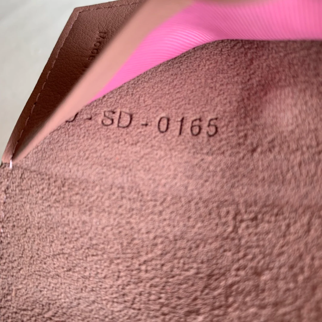 Чехол для ключей Celine 1