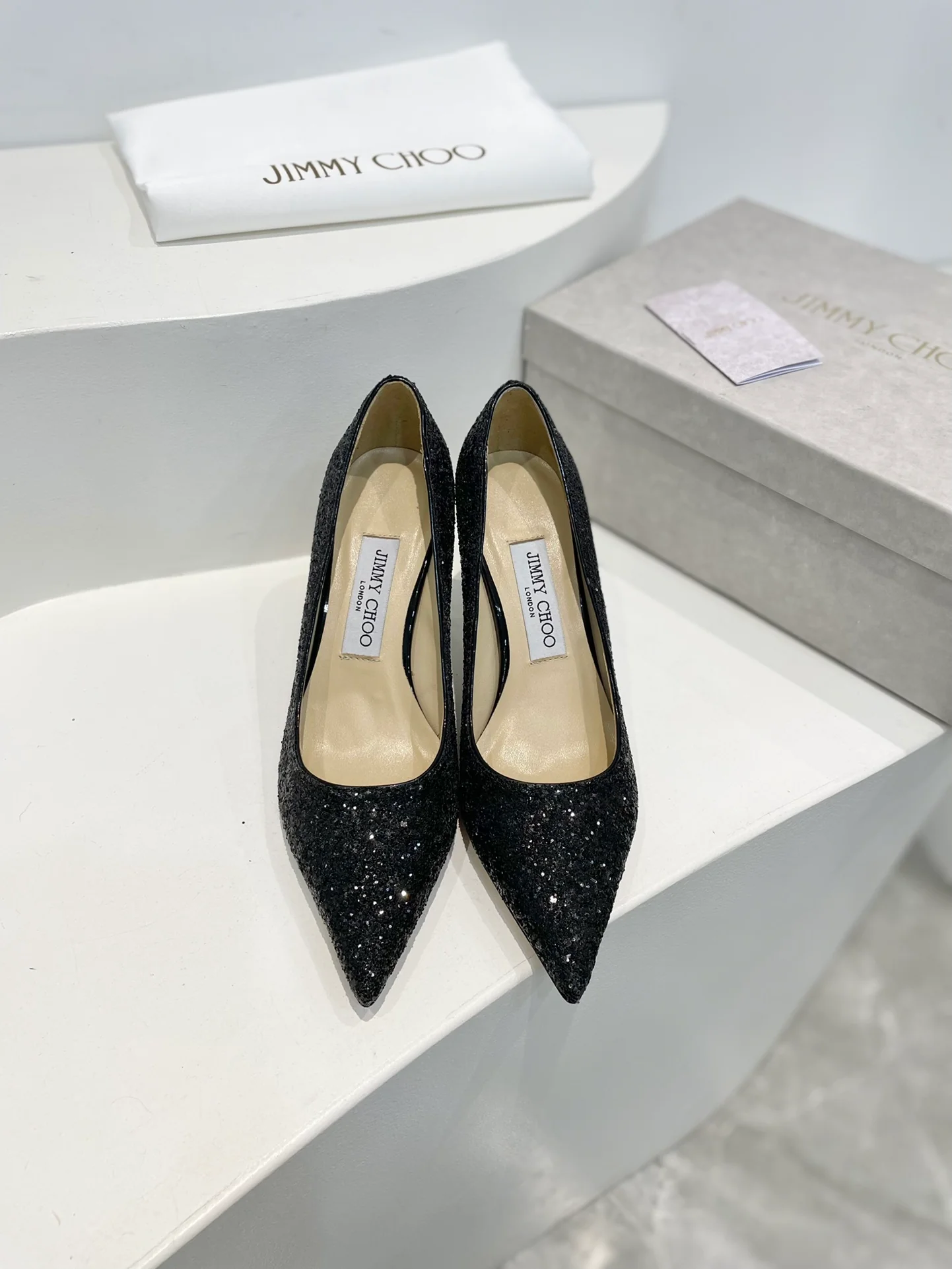 Туфли-лодочки Jimmy с острым носком на шпильке - Черные - 1