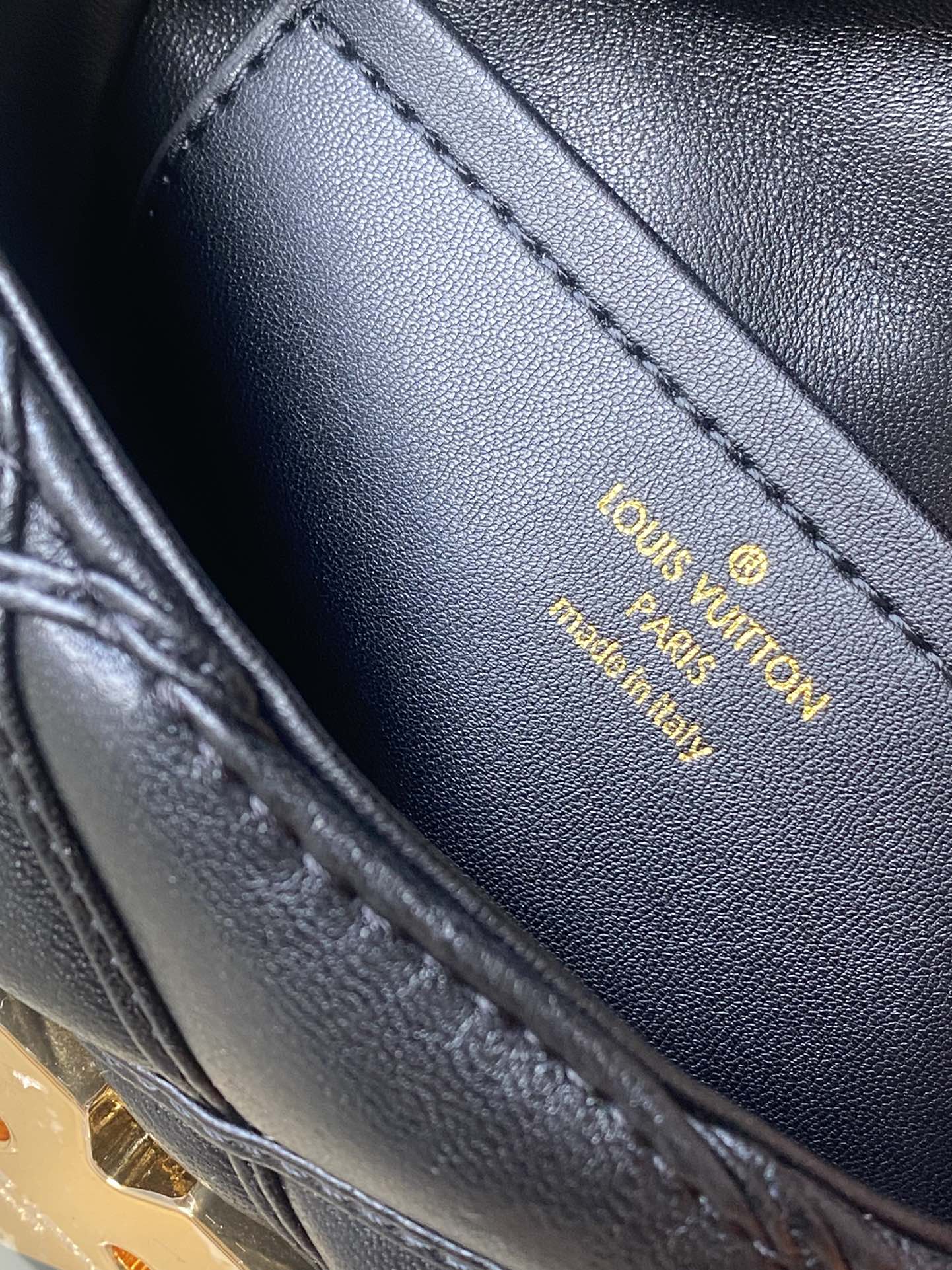 Сумка m23625-LV-pic0go-14, черная.