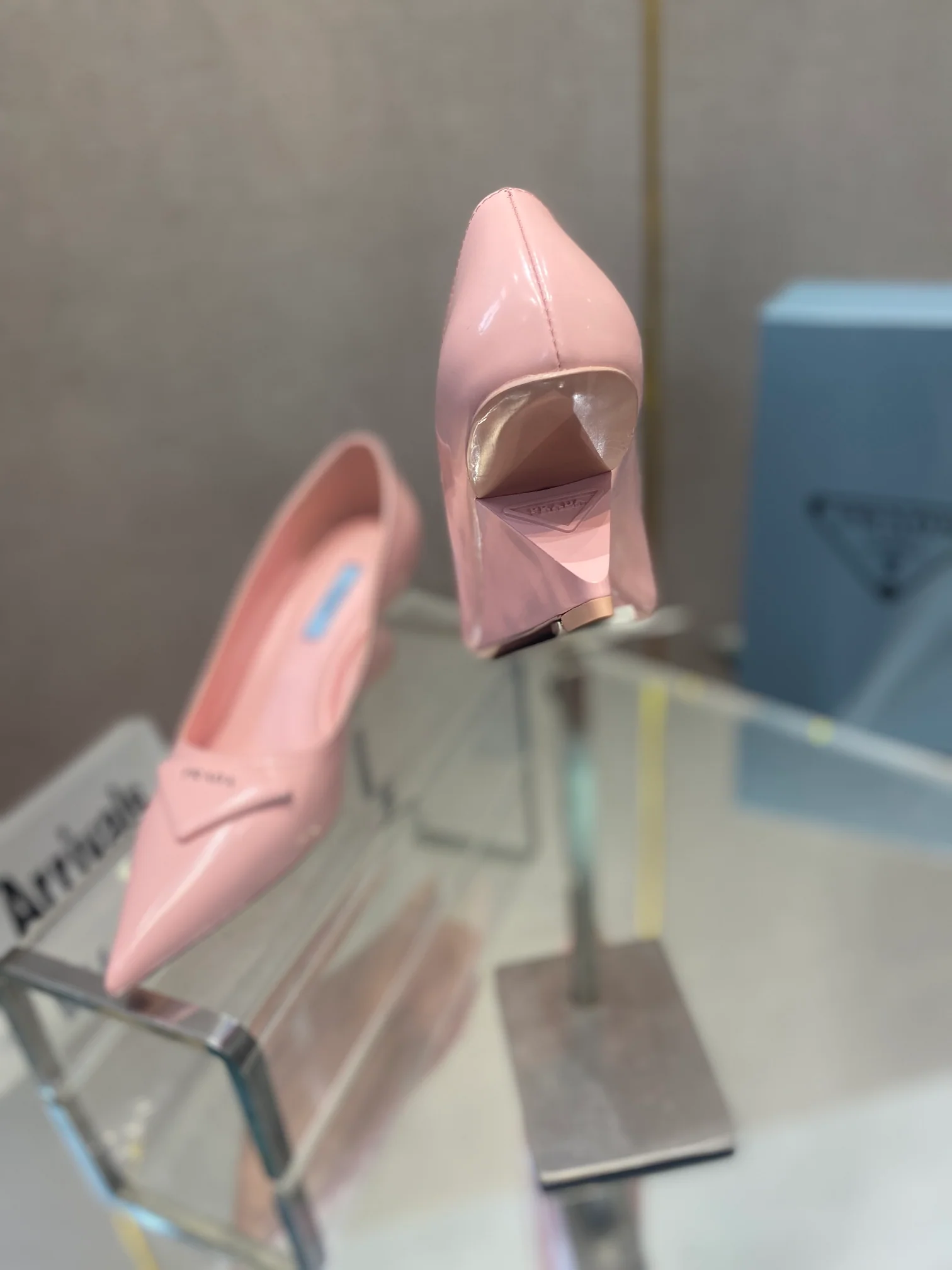 Туфли Prada - Prada - лакированные туфли на низком каблуке - розовые