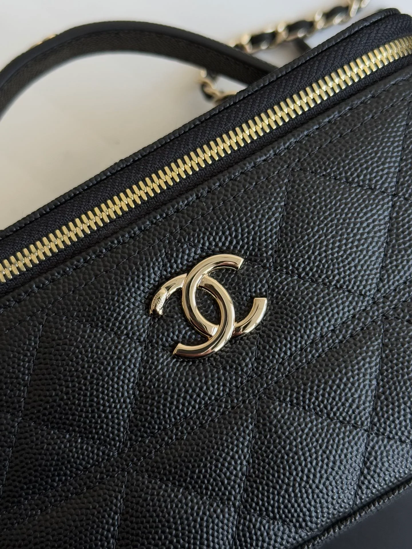 Сумка-ланчбокс Chanel 25c - черная