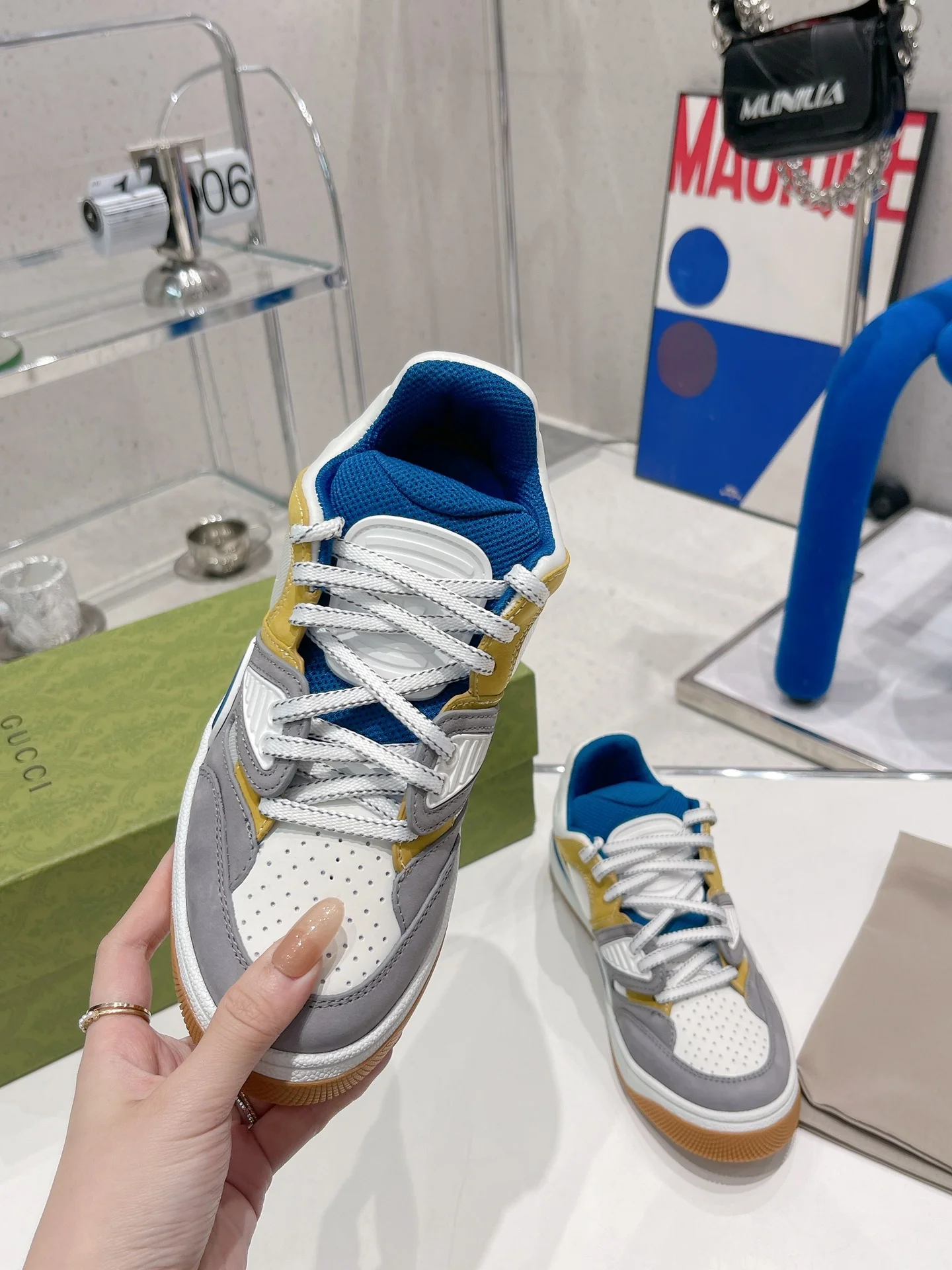 Gucci - Белые кроссовки - Кроссовки - Повседневная обувь - 17