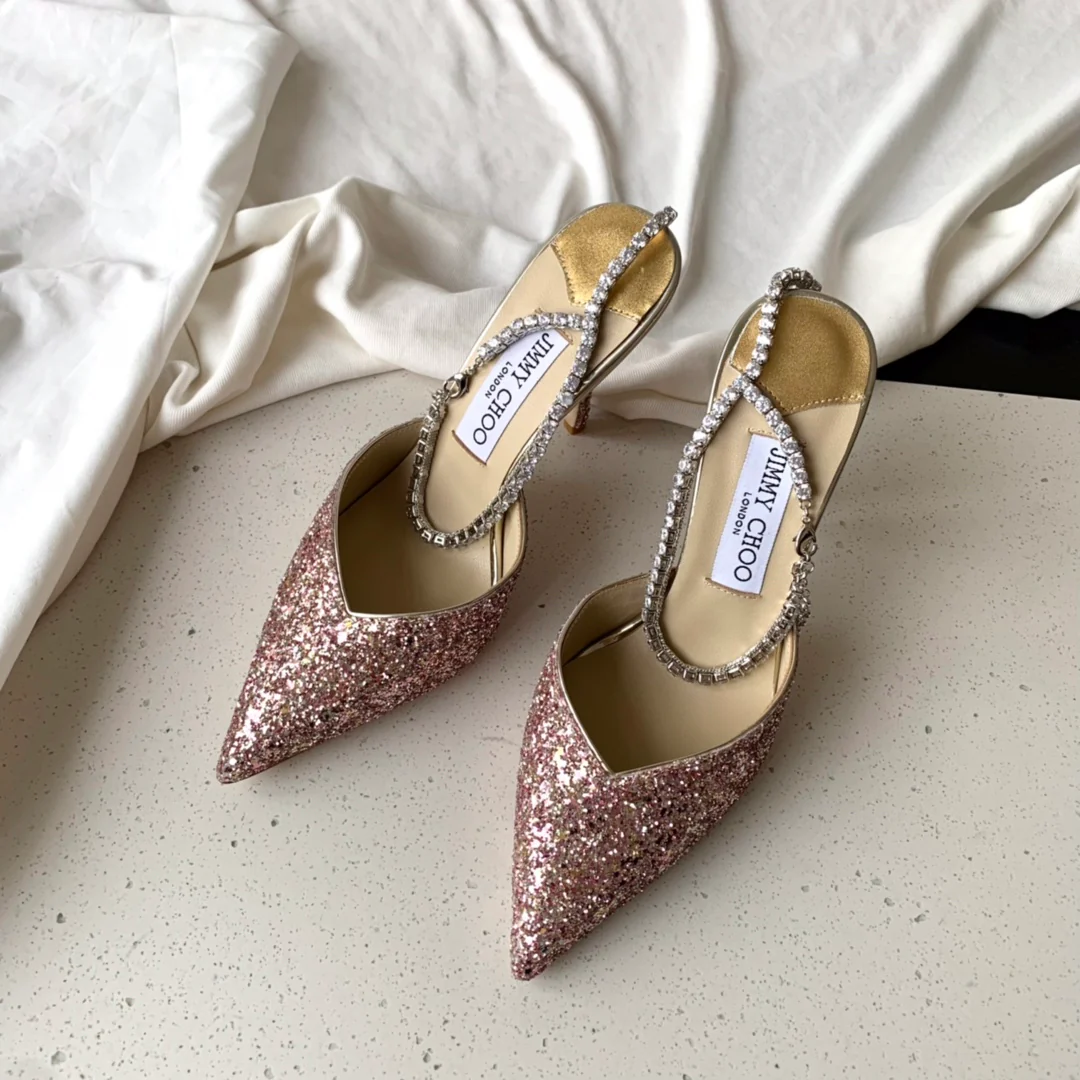 Jimmy - Цепочка на щиколотку со стразами - Туфли на высоком каблуке с острым носком - Красные