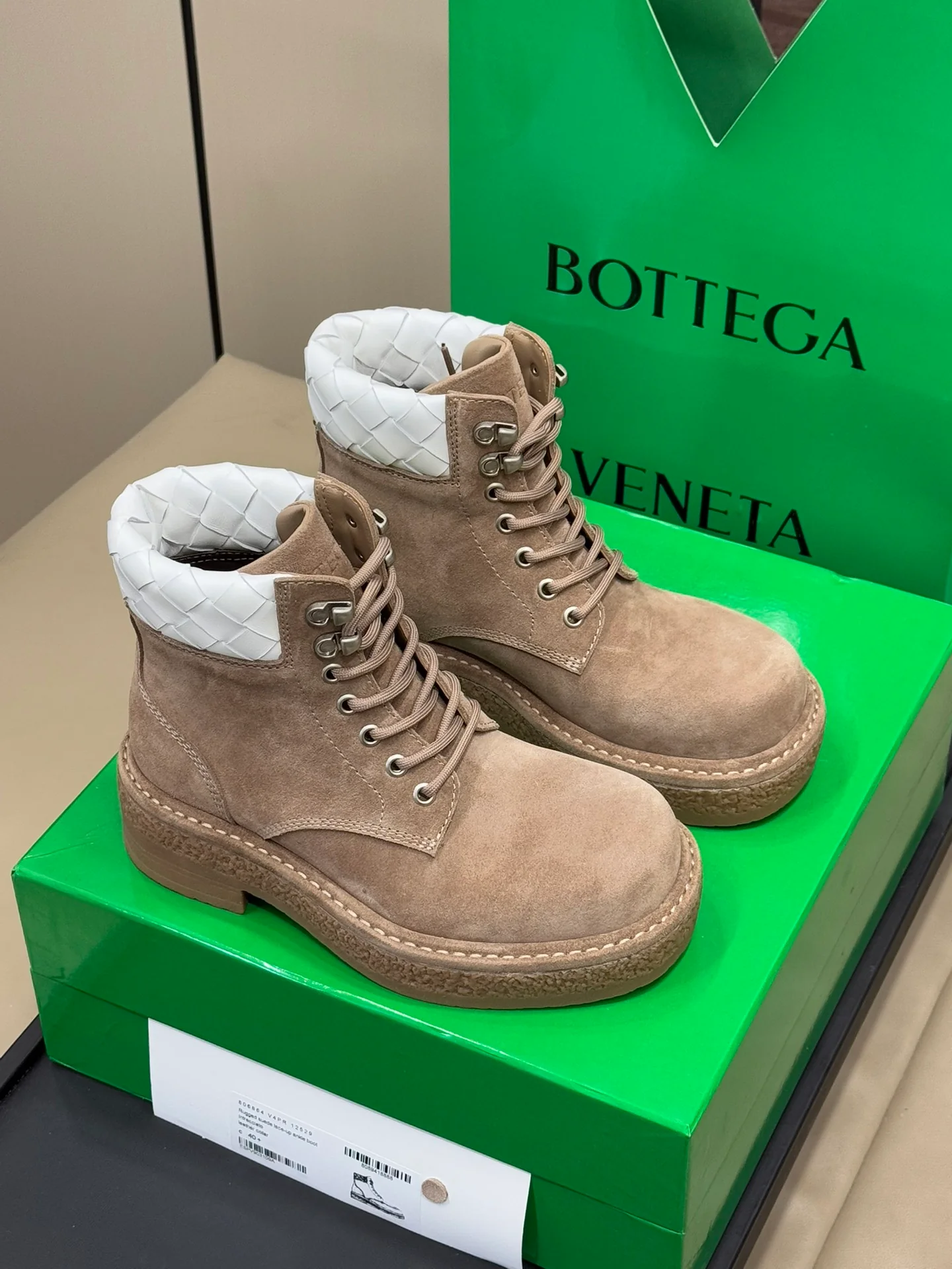 Замшевые ботинки BV-2024 в клетку - темно-коричневые