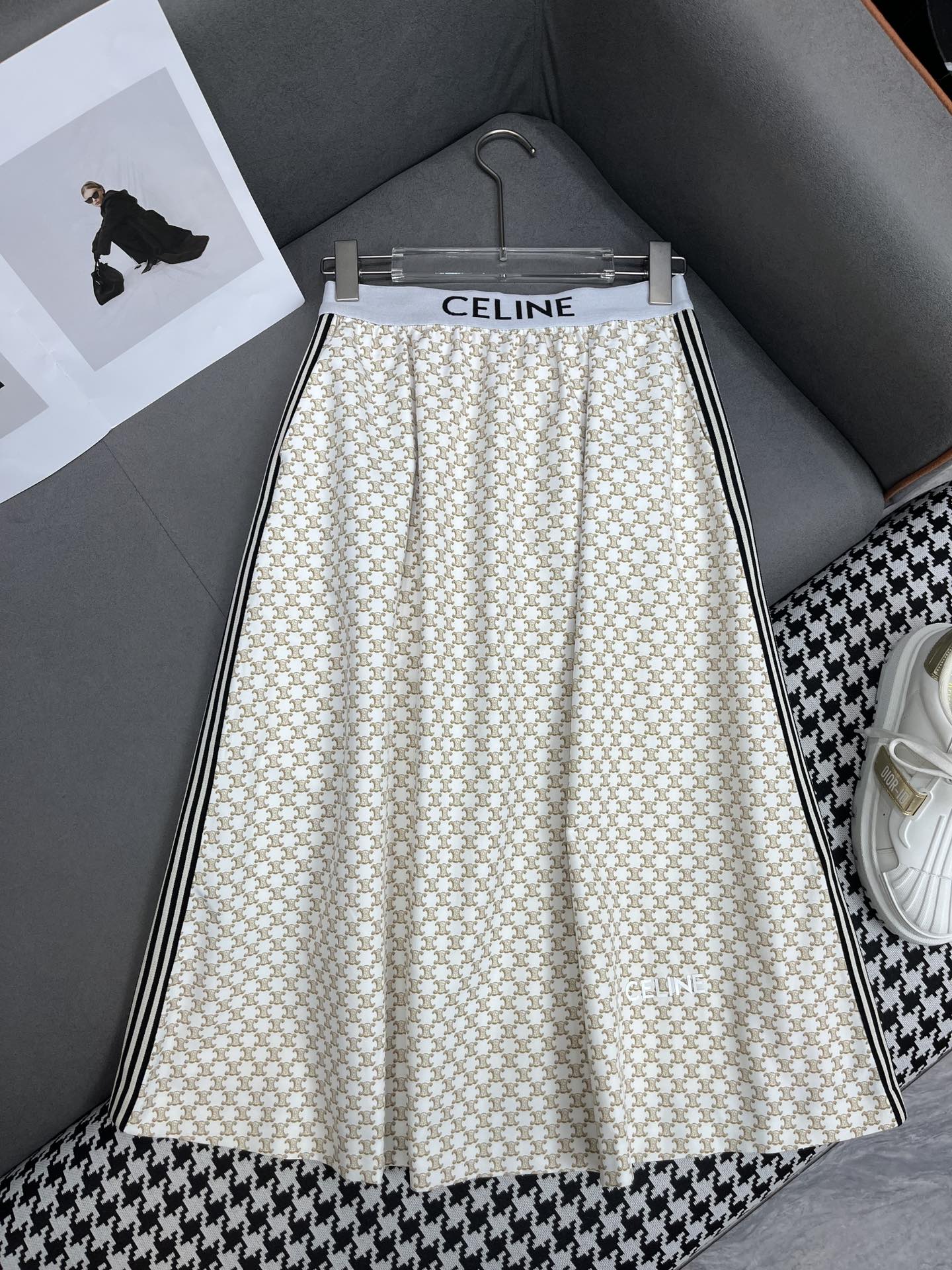 Комплект Celine 2404-24ss весна/лето: топ и юбка с воротником-молнией, белый.