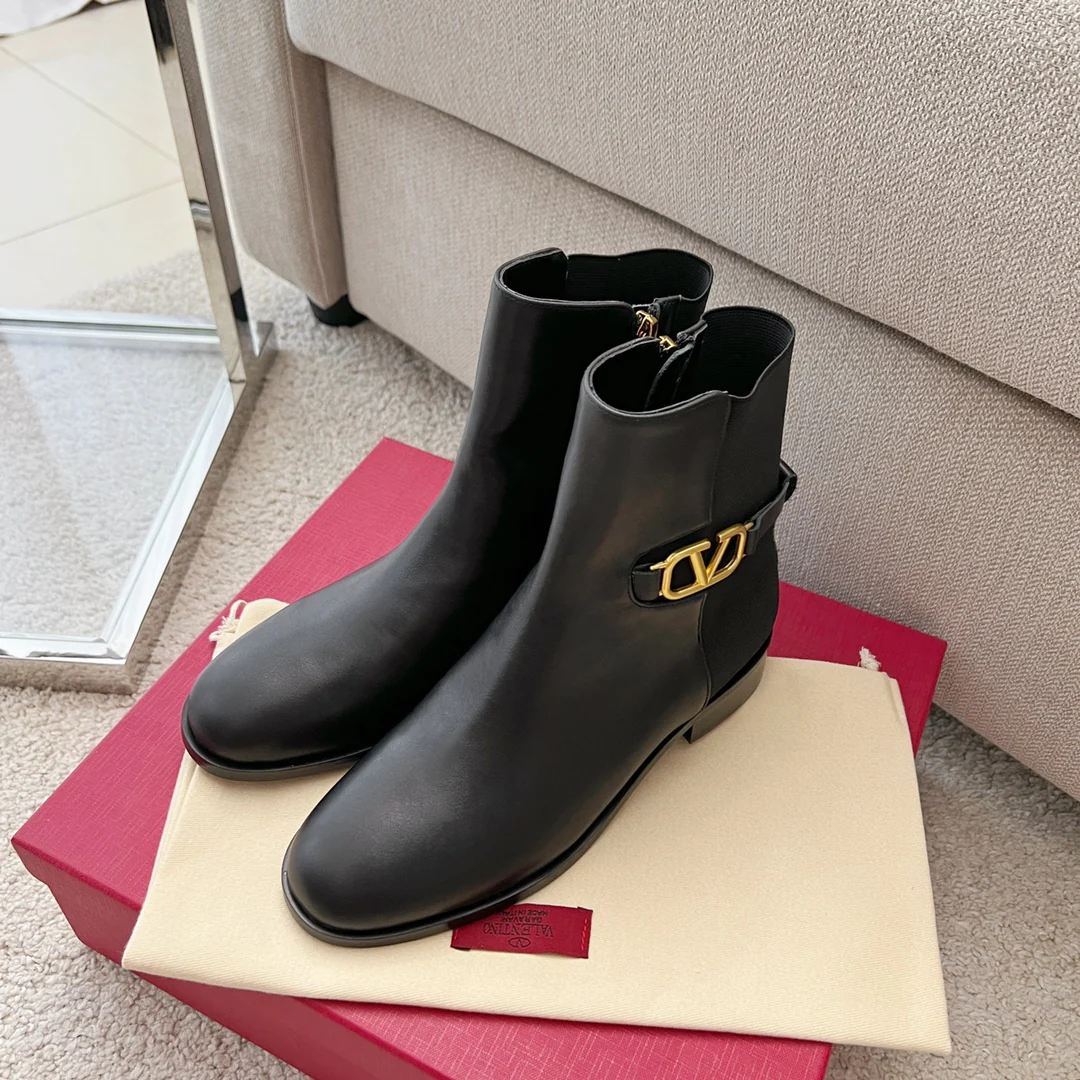 Valentino - Короткие кожаные и эластичные ботинки в стиле пэчворк