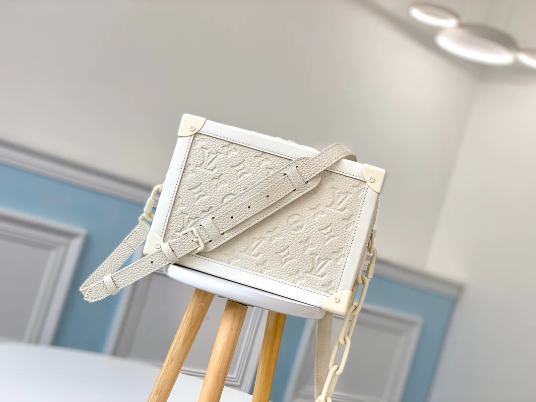 m53287-LV-мягкая-сумочка-мессенджер