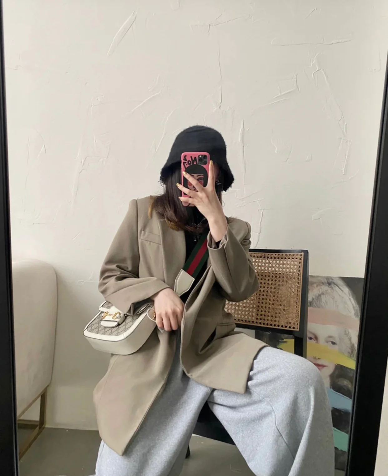 Сумка-седло Gucci 1955 с пряжкой в ??виде подковы - маленькая, 20-5 см-1