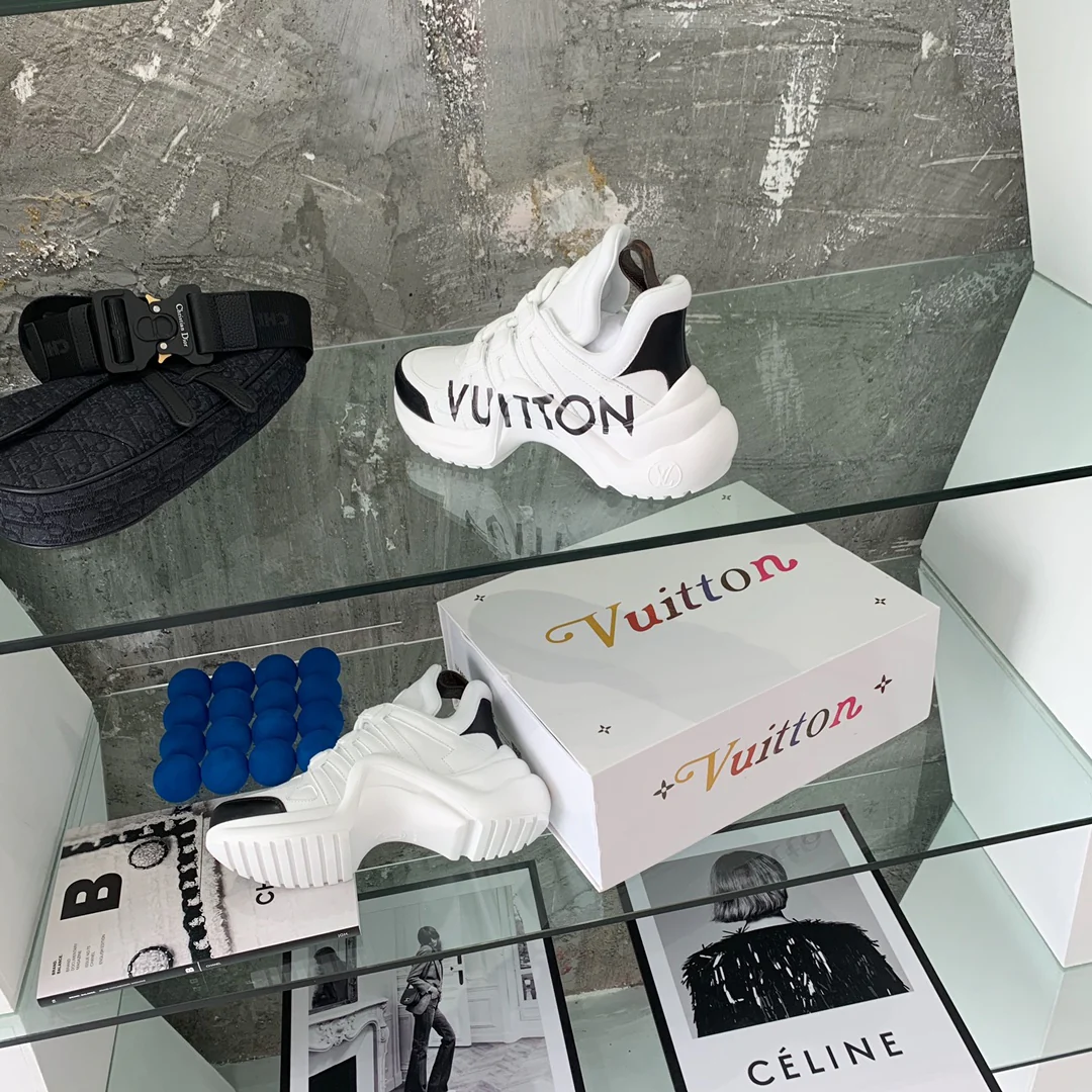 Обувь LV - Массивные кроссовки LV - 23