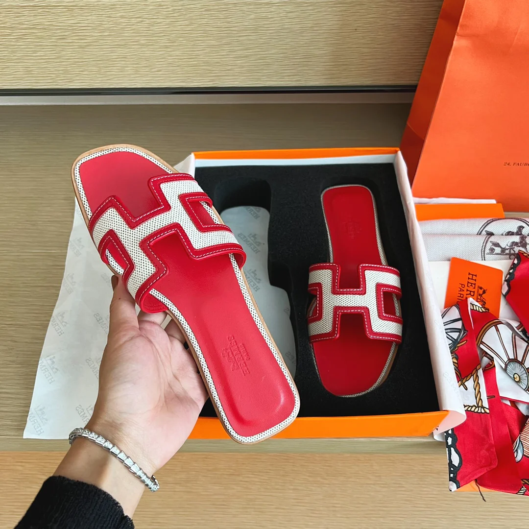 Классические домашние тапочки Hermes с буквой H - верх из парусины и кожи - красные