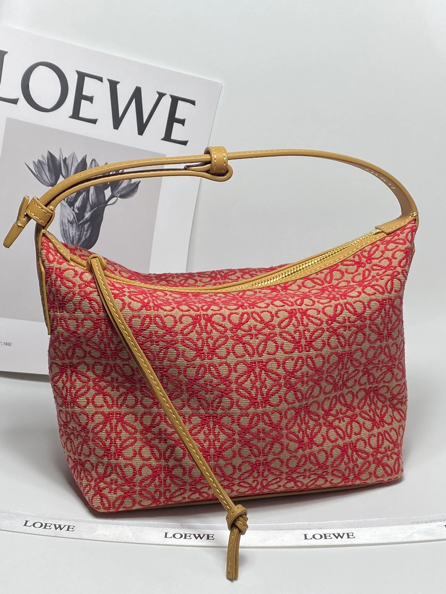 Сумка Loewe Cubi - жаккардовая телячья кожа - маленькая - красная