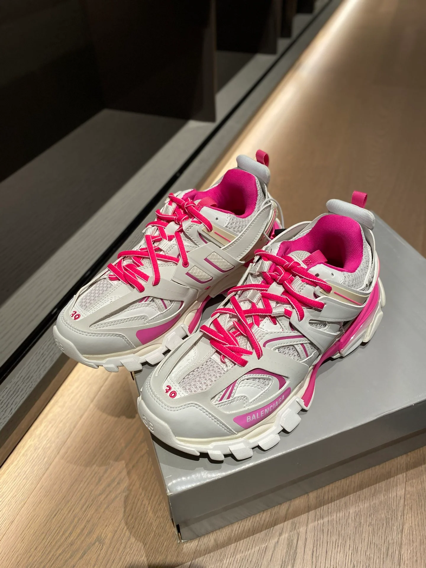 Balenciaga - Dad Shoes - 18