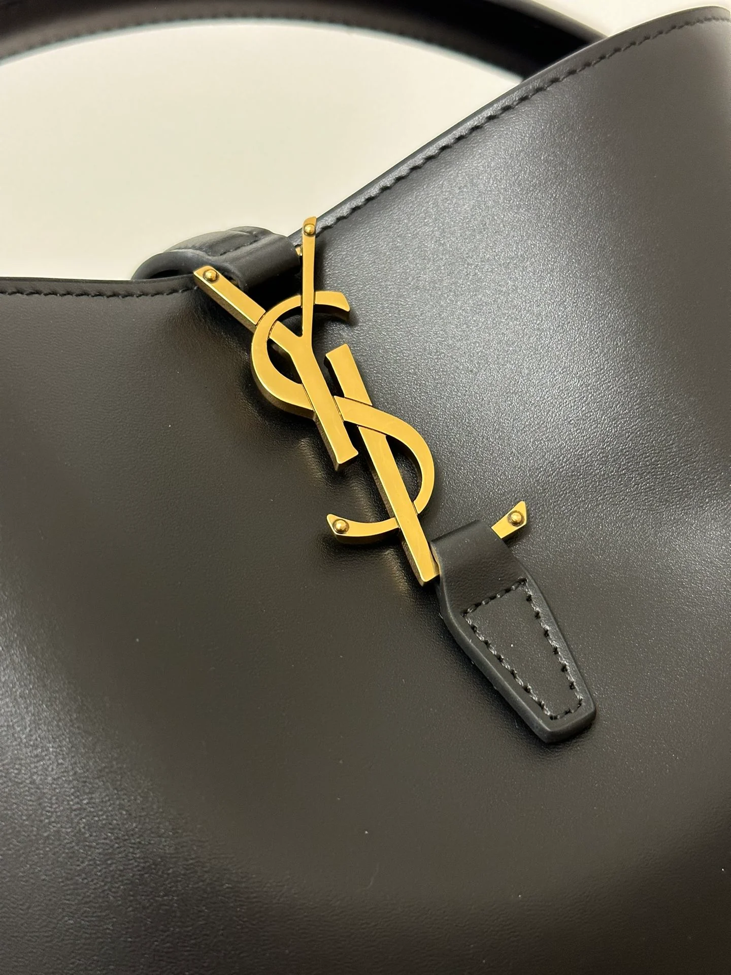 Сумка-ведро YSL Le 37 - Маленькая - Черная