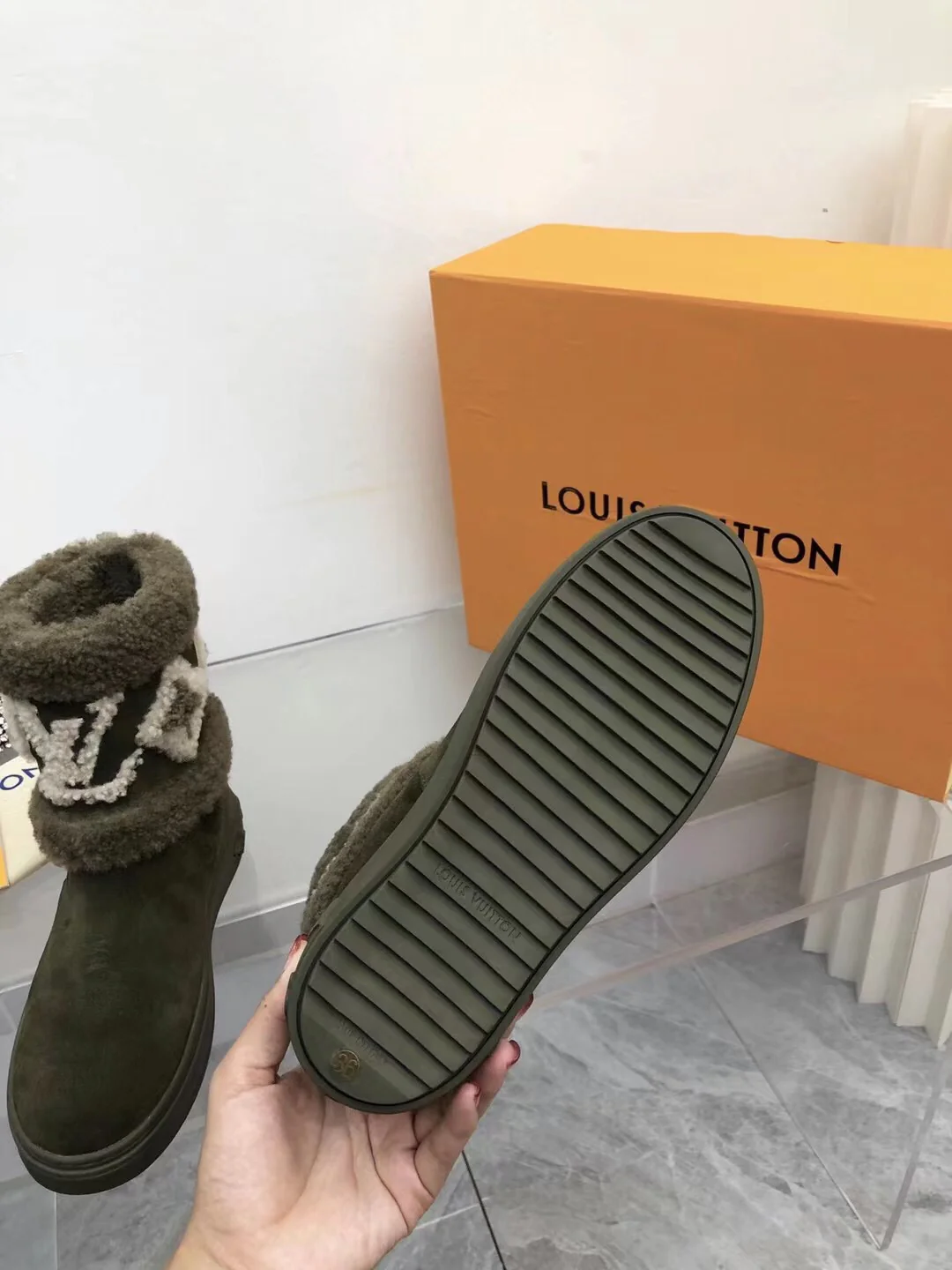 LV - Ботильоны из овечьей шерсти - зелёные