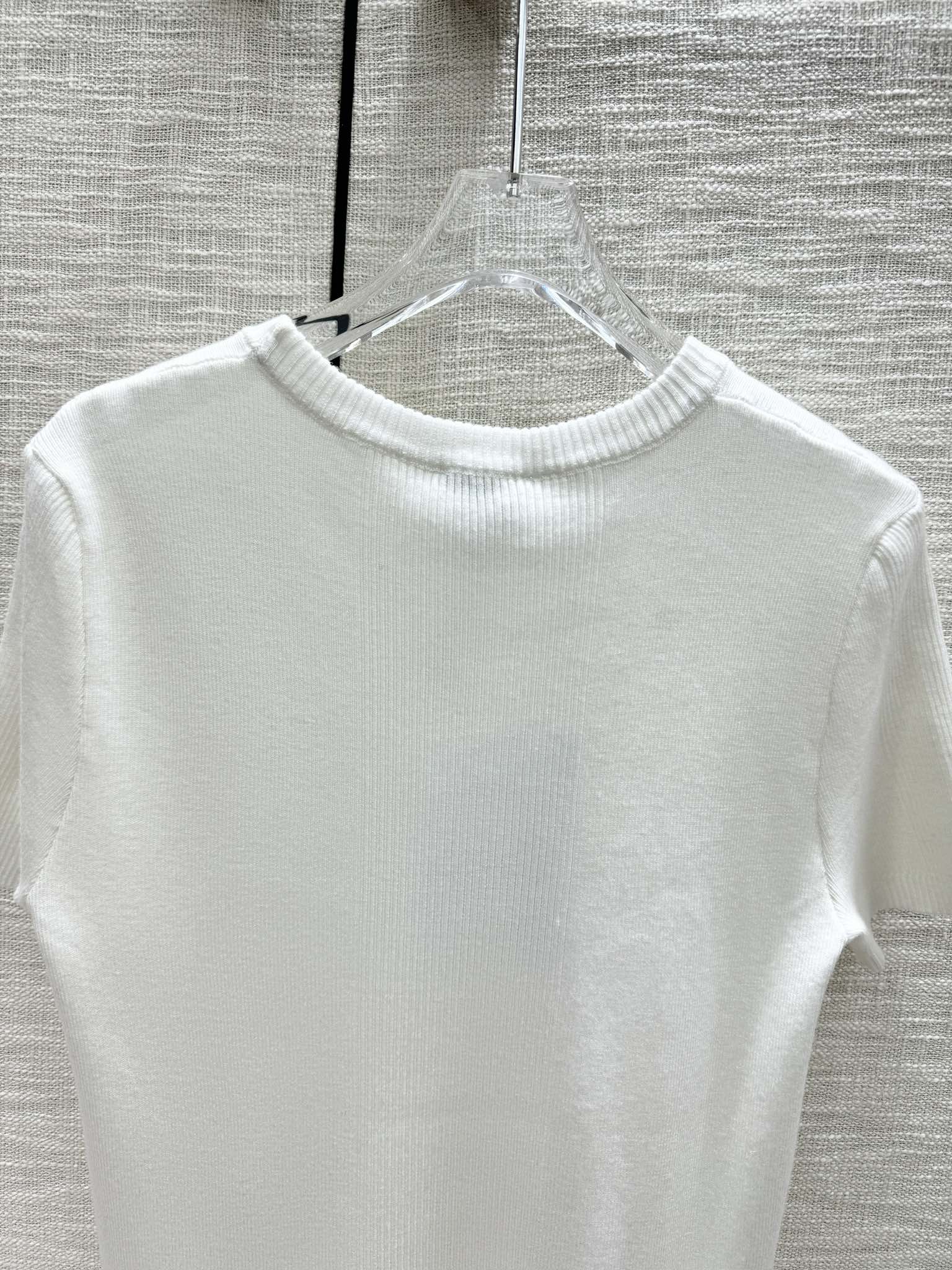 Платье Chanel 2403 с коротким рукавом, кружевной вязкой, белое.