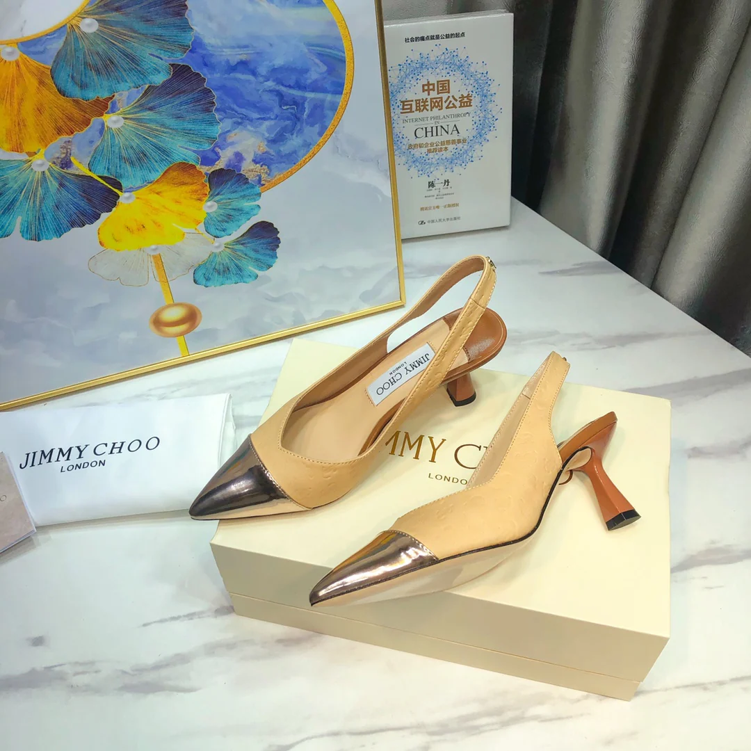 Сандалии Jimmy с острым носком и низким каблуком