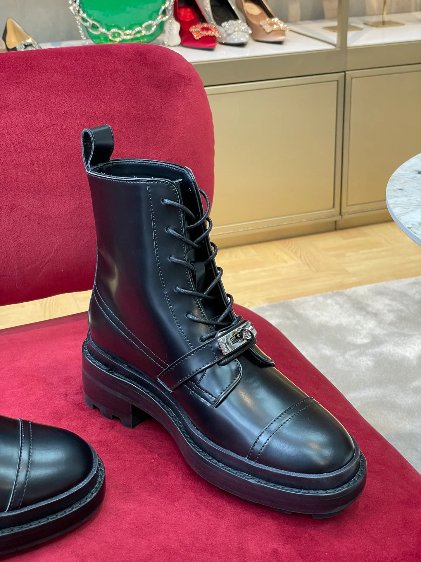 Hermes - Новинка сезона осень/зима 2022 - Ботинки Kelly Martin