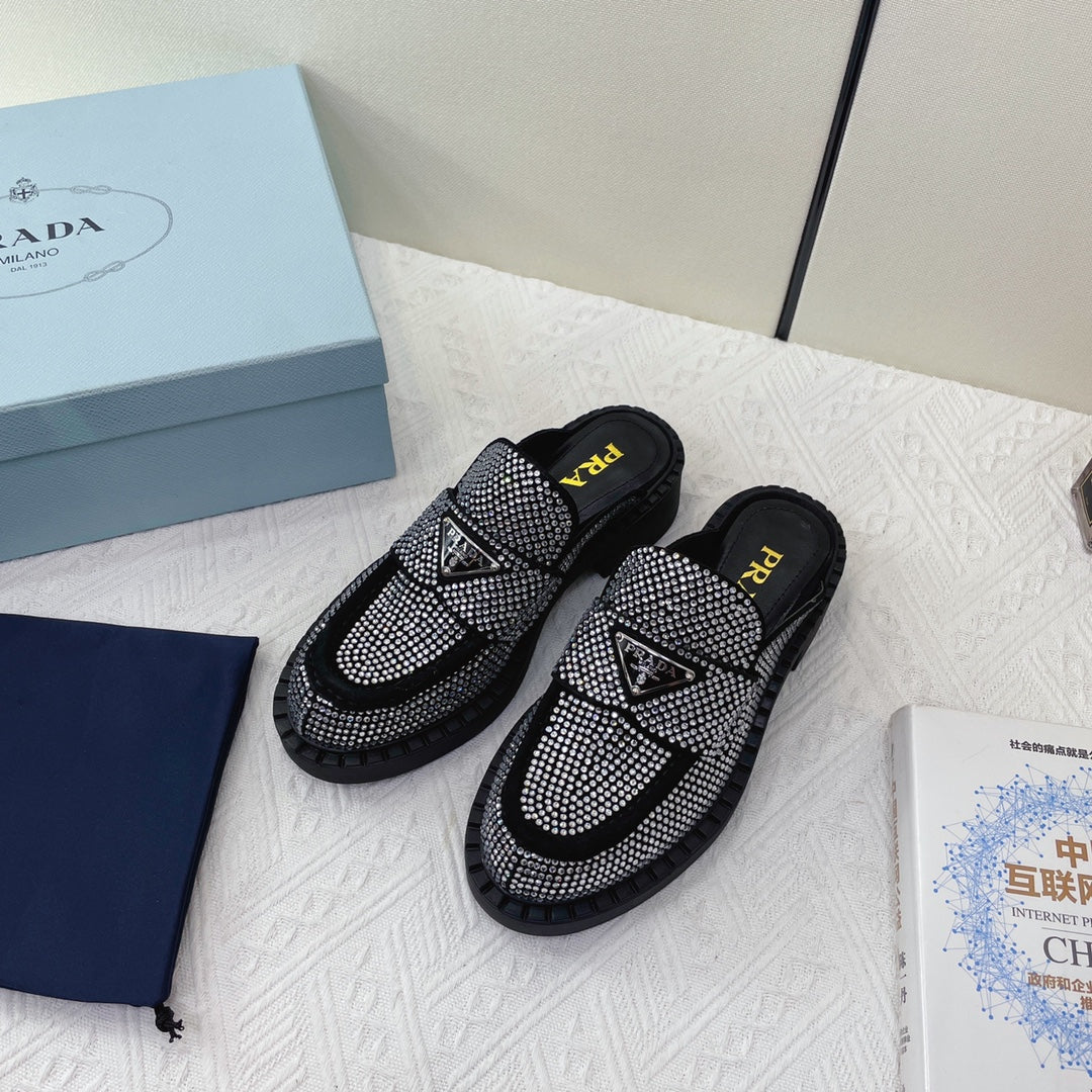 Обувь Prada - Мюли Prada, украшенные стразами