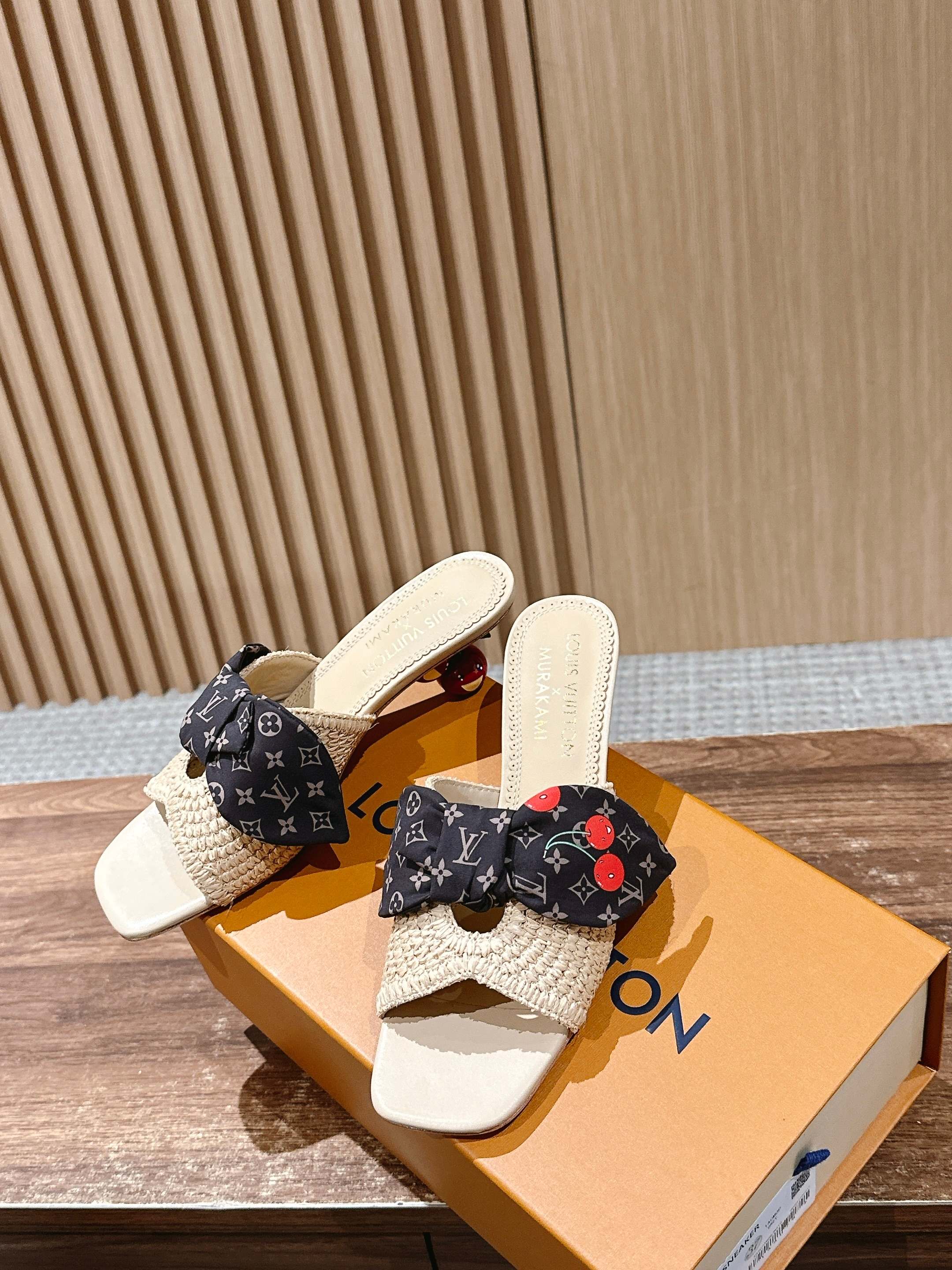 LV - Соломенные сандалии на низком каблуке с бантом - Бежевые