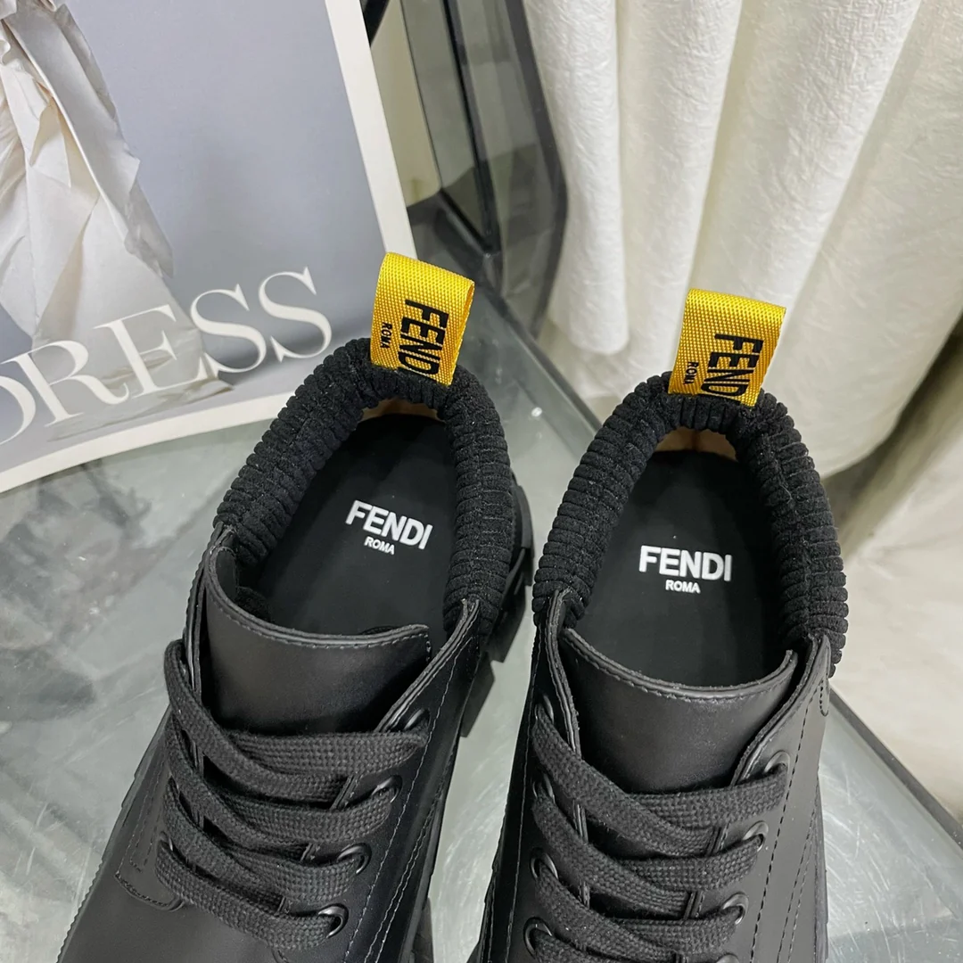 Туфли на платформе Fendi - черные
