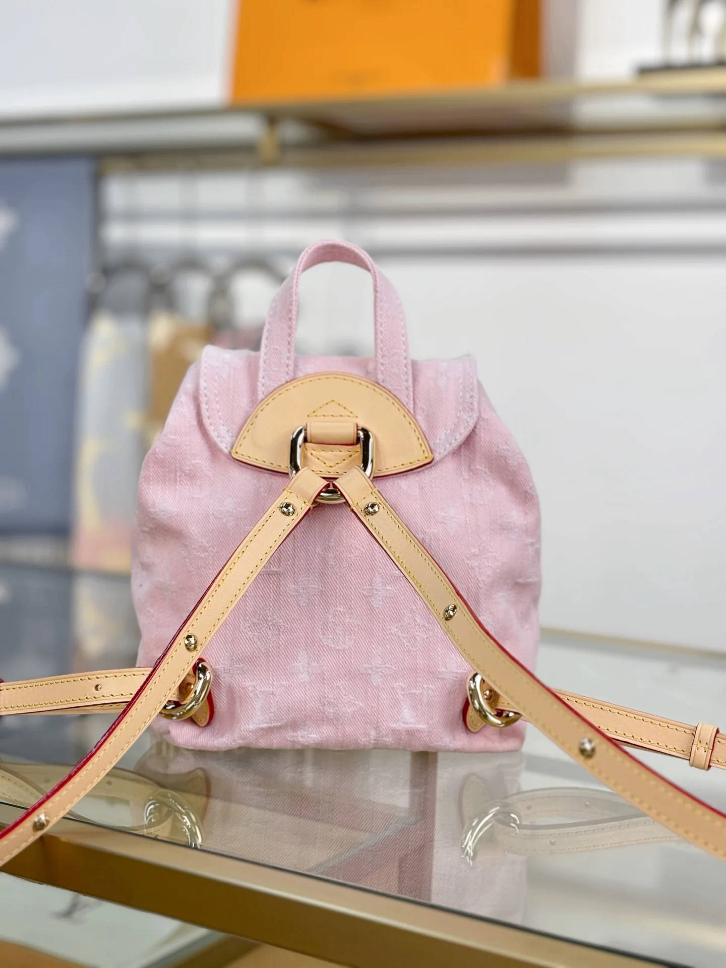 LV-m13031-venice shoulder bag-pink