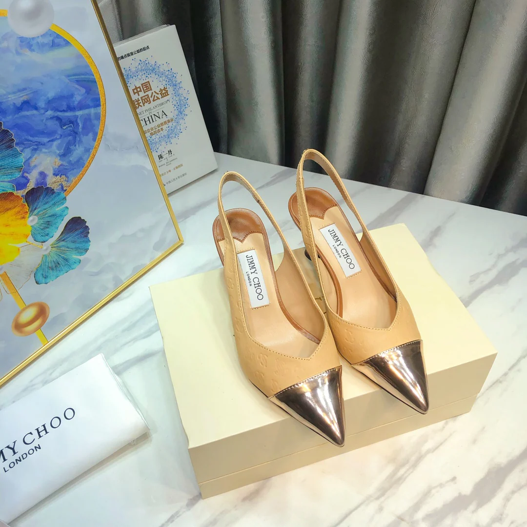 Сандалии Jimmy с острым носком и низким каблуком