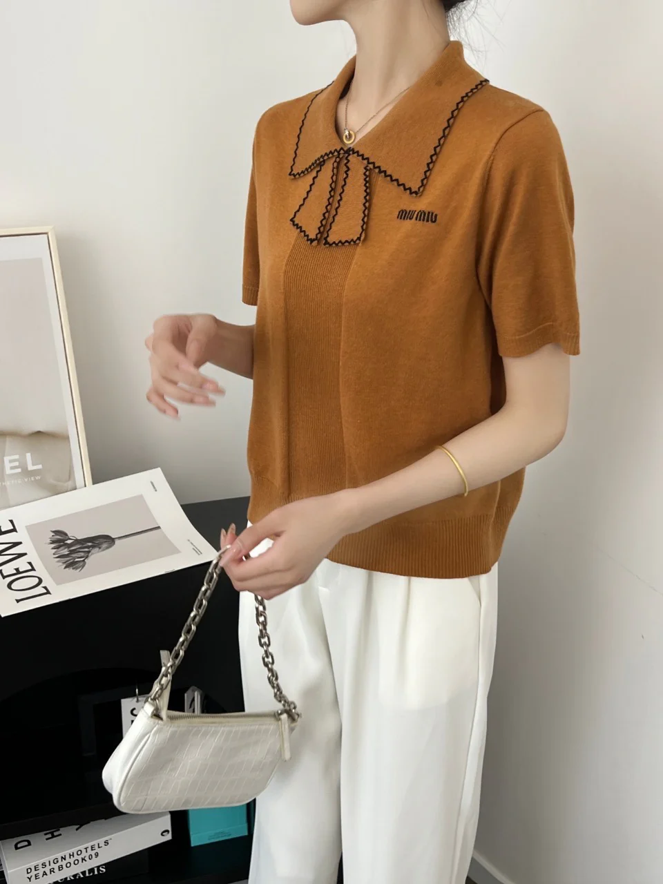 Miu Miu - 2404 - Вязаная футболка с коротким рукавом и воротником 