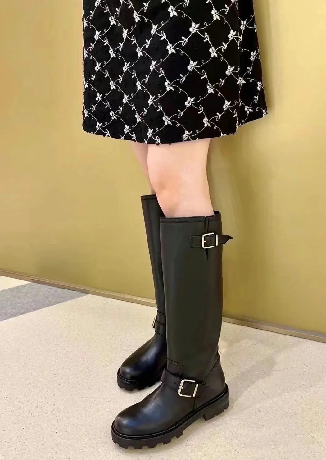 Jimmy - Новинка 2022 года - Ботинки - Фотографии примерки - 22 дюйма - 15 дюймов - 10 дюймов - 7 дюймов