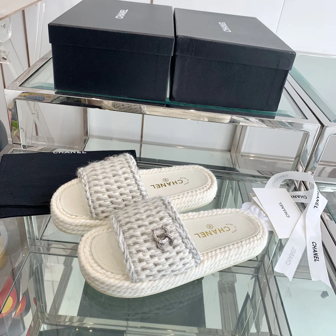 Chanel - Плетеные тапочки - Белые