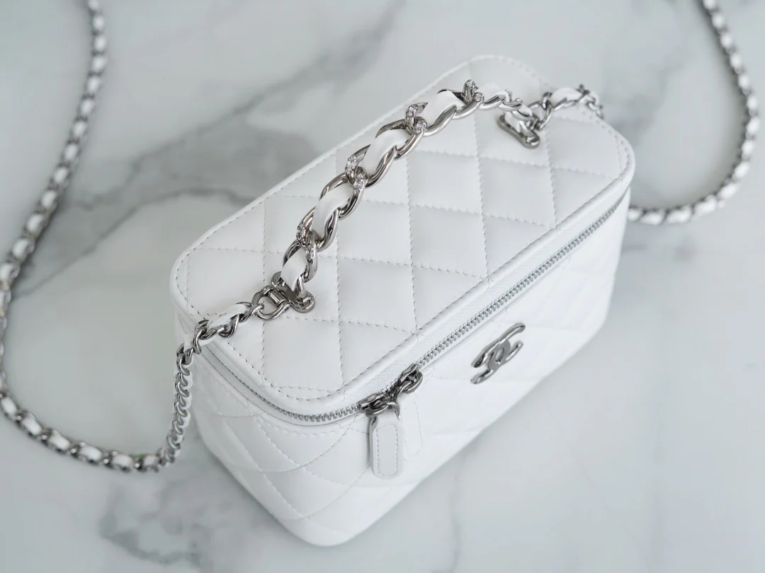 Chanel - Длинная сумка-коробка - Белая