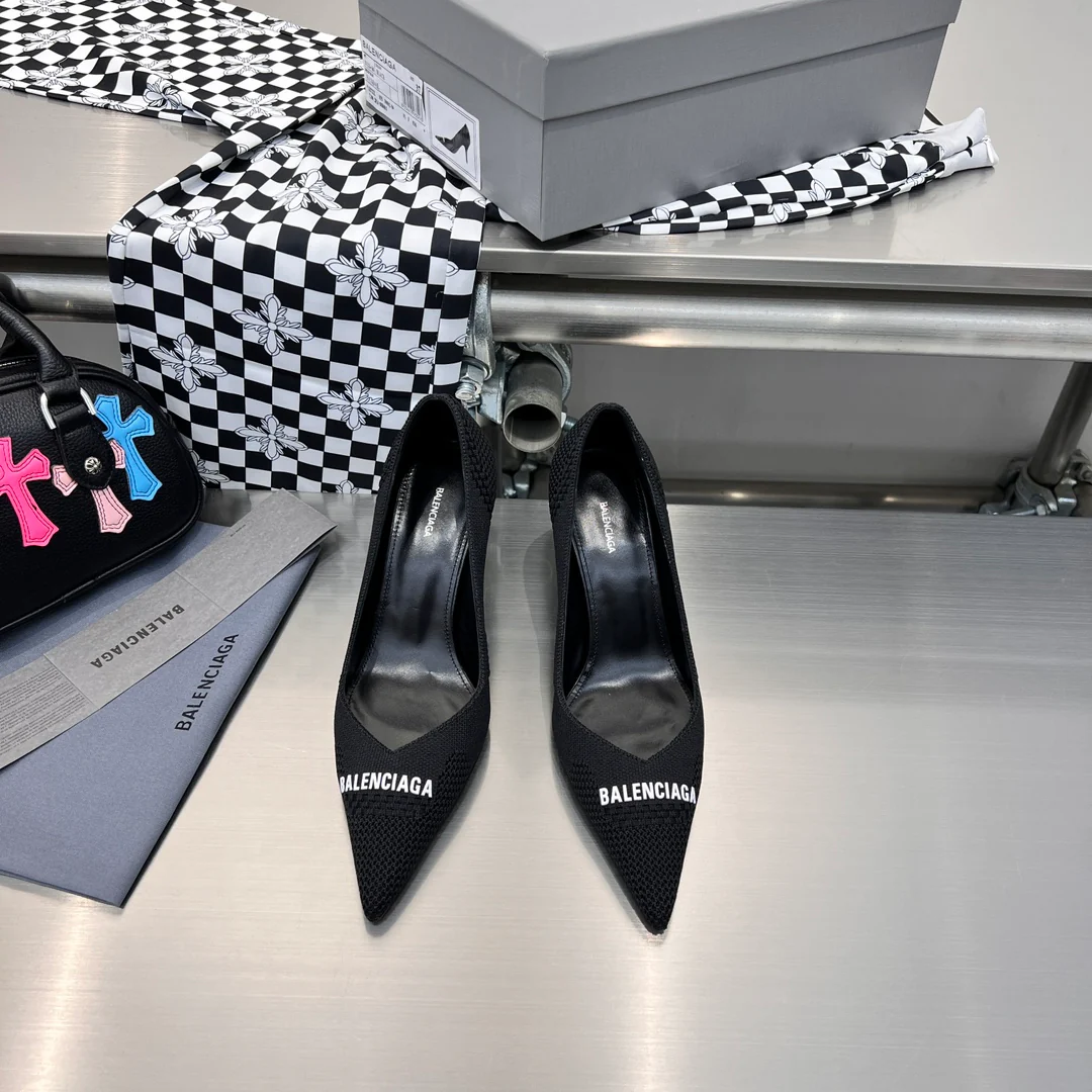 Balenciaga Весна/Лето 2023 - Туфли-лодочки на шпильке с острым носком - 9 см