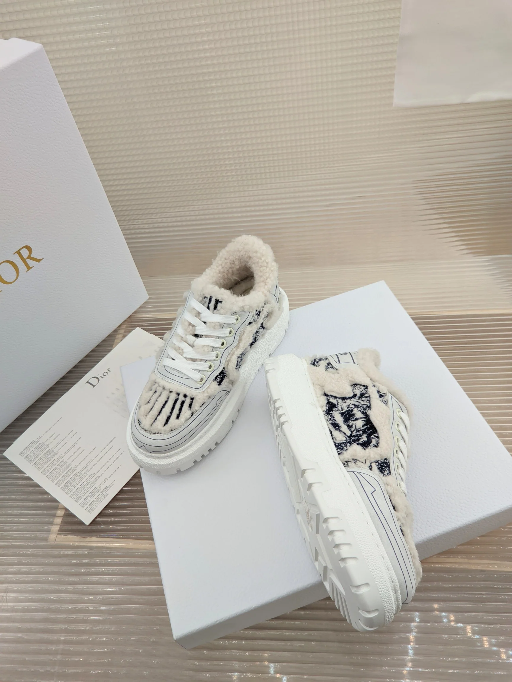 Dior - Повседневные туфли с шерстяным мыском - Кроссовки