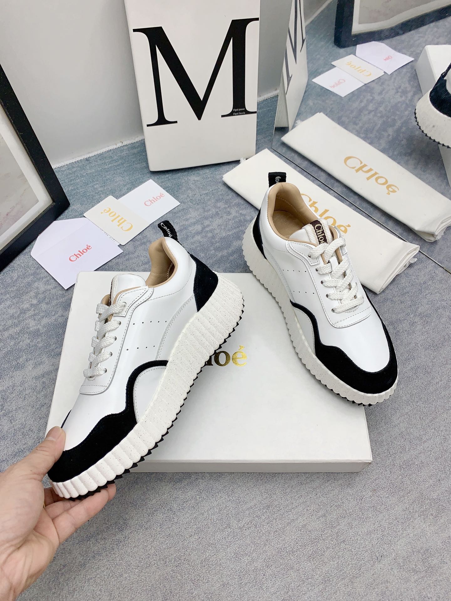 Кроссовки Chloe-nama-sneaker Rainbow Series - белые и черные