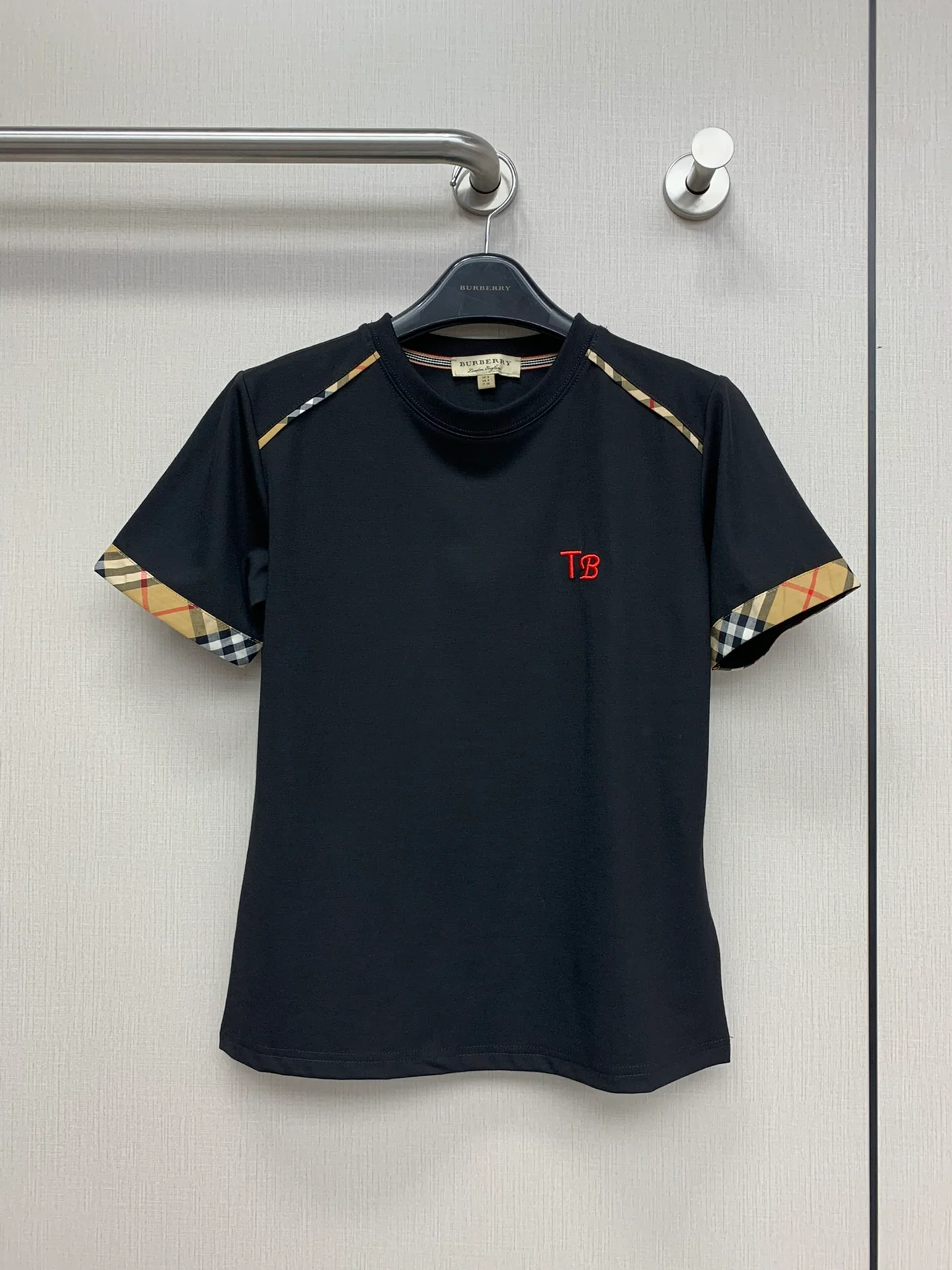 Футболка Burberry 2403 New Classic Check Embroidered Letter Tee - черная