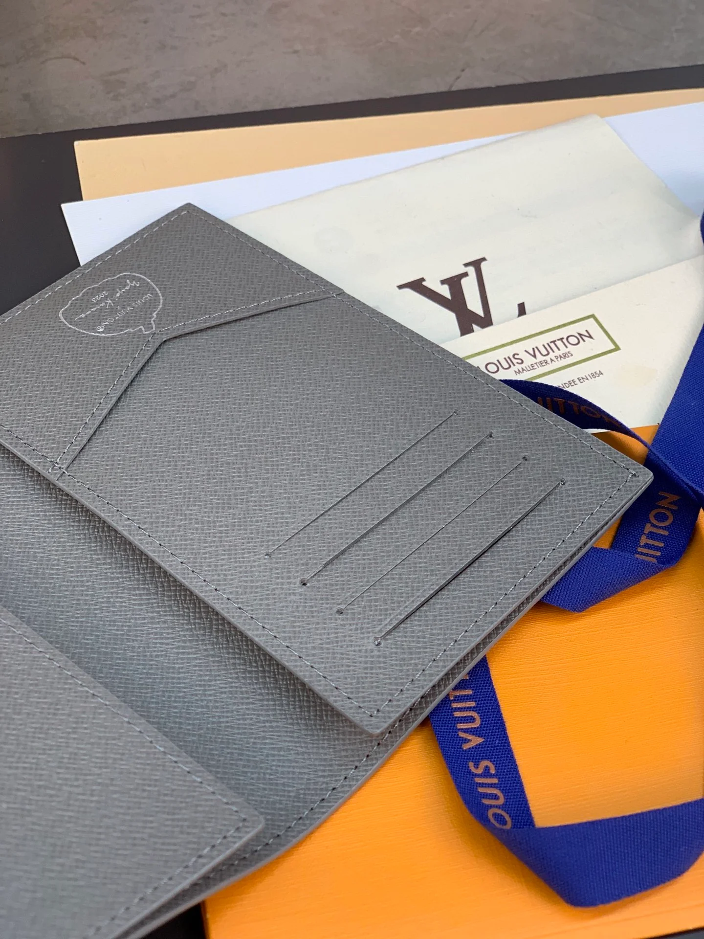 LV-m64502-Тыква lv-x-yk-Держатель для паспорта