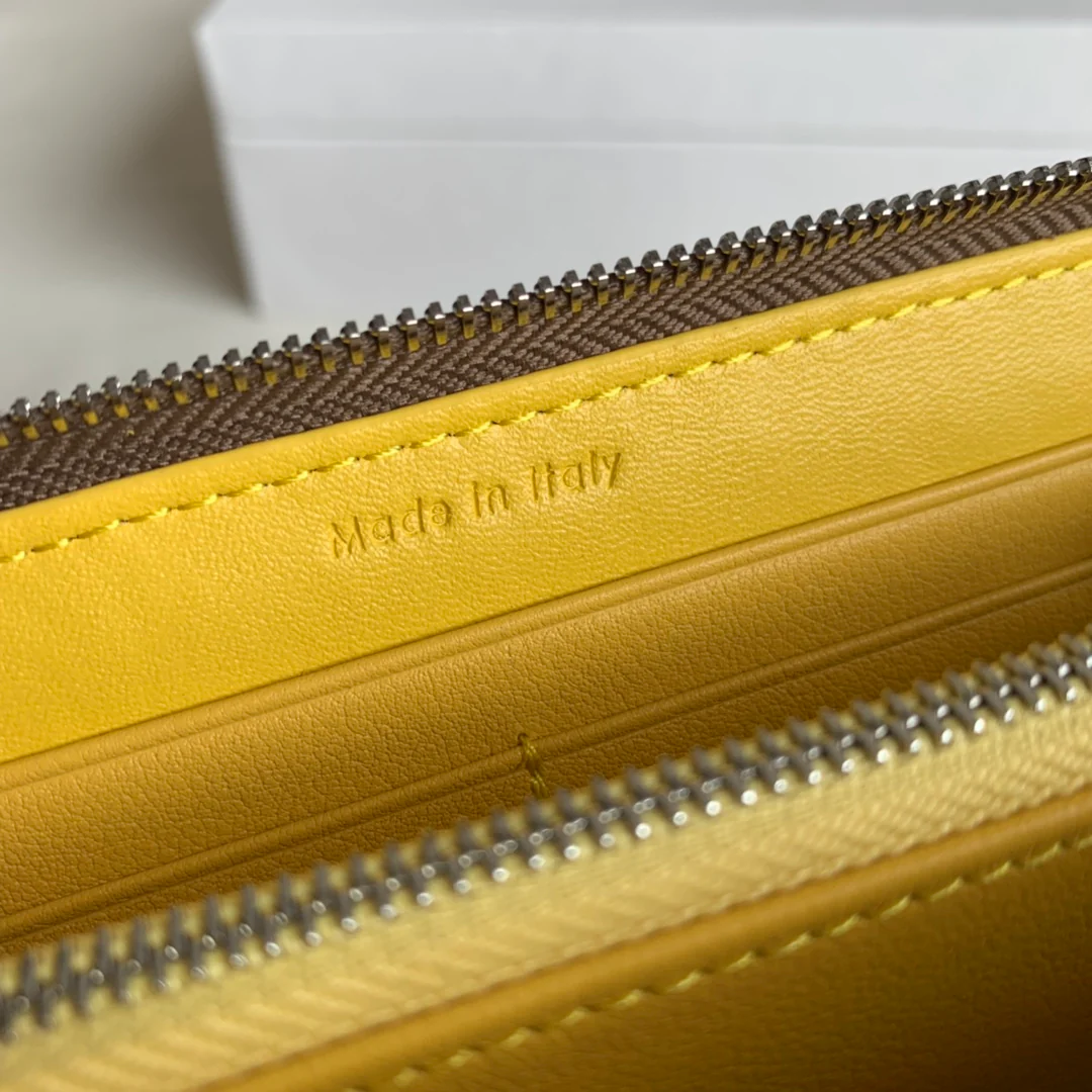 Celine 拉链长夹-荔枝皮-大象灰