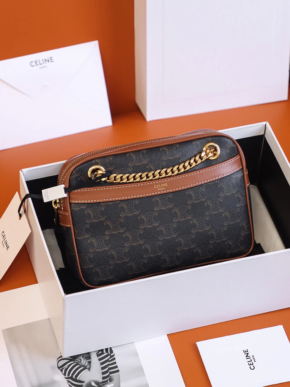 Сумка для фотоаппарата Celine Patapans Triomphe Classic Monogram через плечо