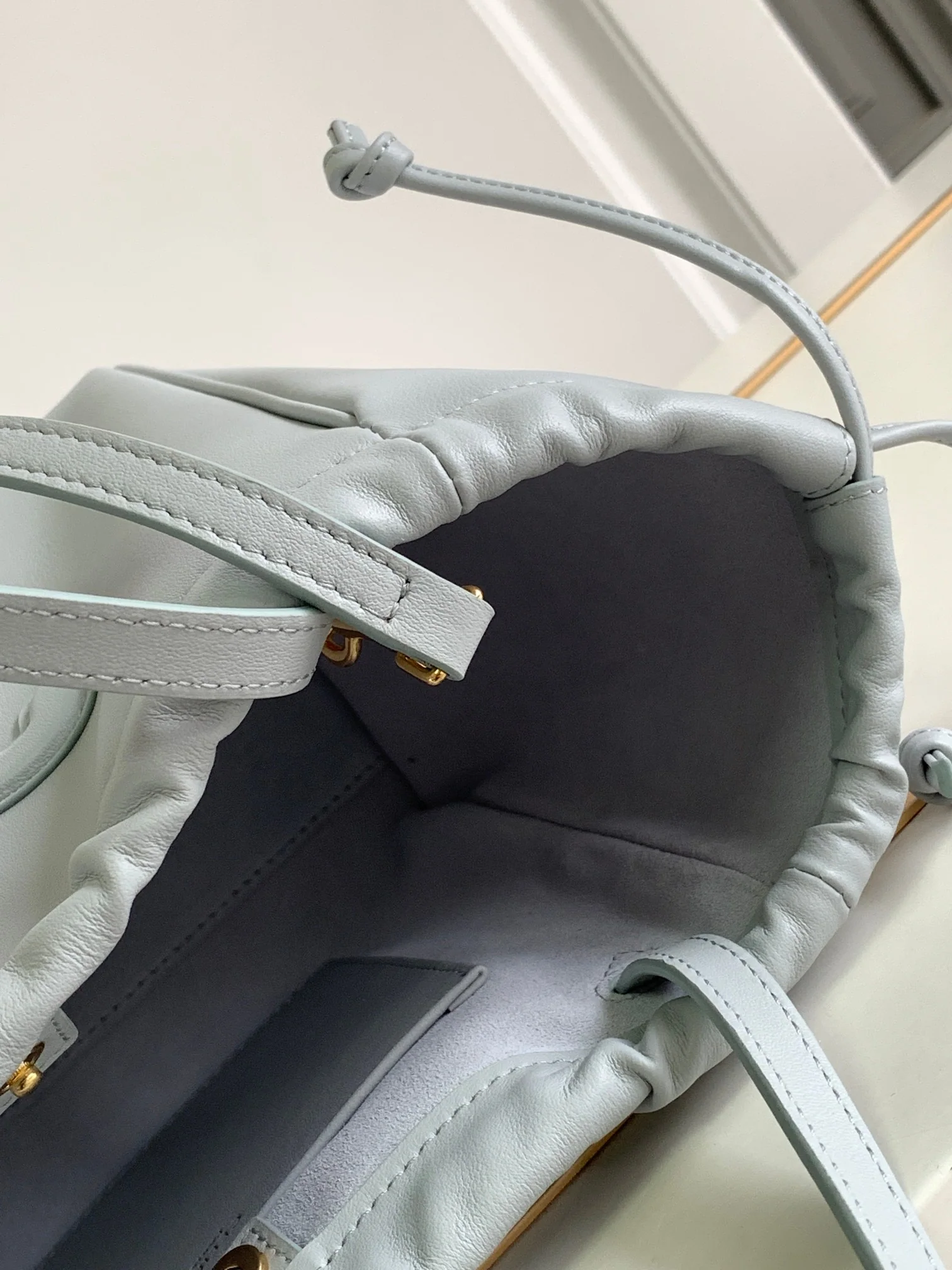 Сумка на завязках Celine Cuir Cabas - Маленькая - Нежно-голубая