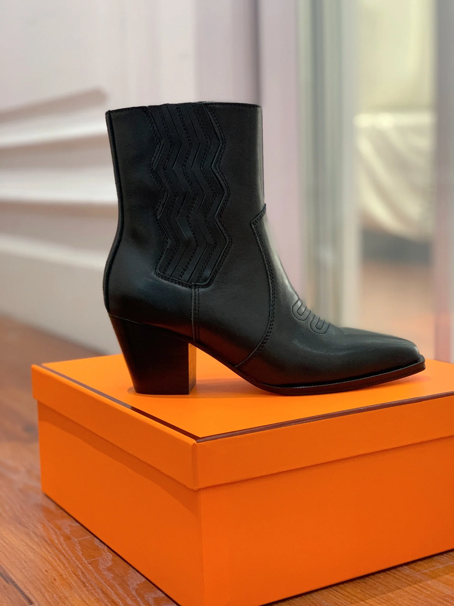 Новинка сезона осень/зима 2022 от Hermes - Ботильоны - Черные