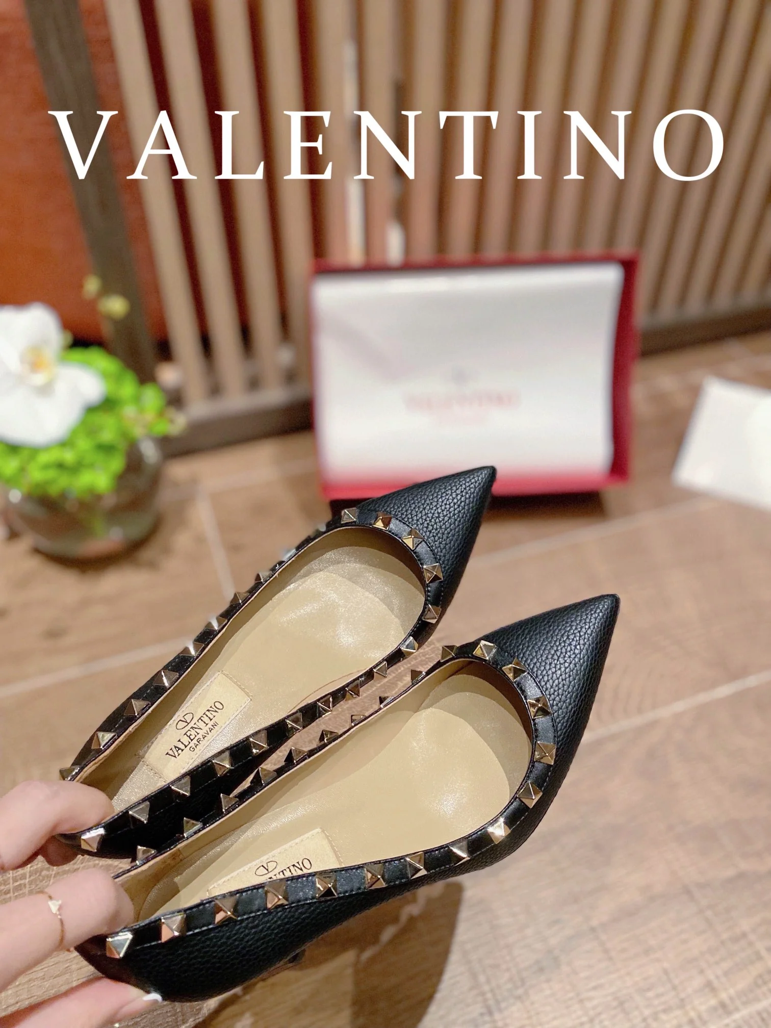 Классические туфли на высоком каблуке Valentino - черные
