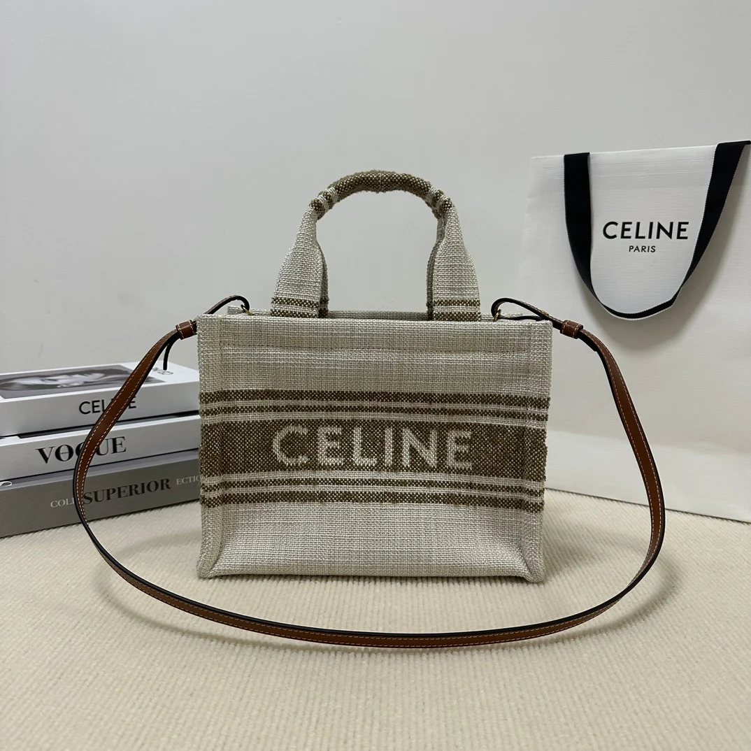 Плетеная сумка-тоут Celine с логотипом, маленькая, бежевая.