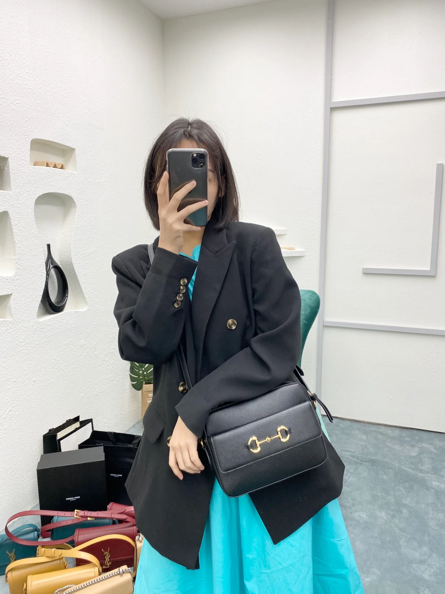 Сумка для фотоаппарата Gucci 1955 с пряжкой в ??виде подковы - 3 шт.