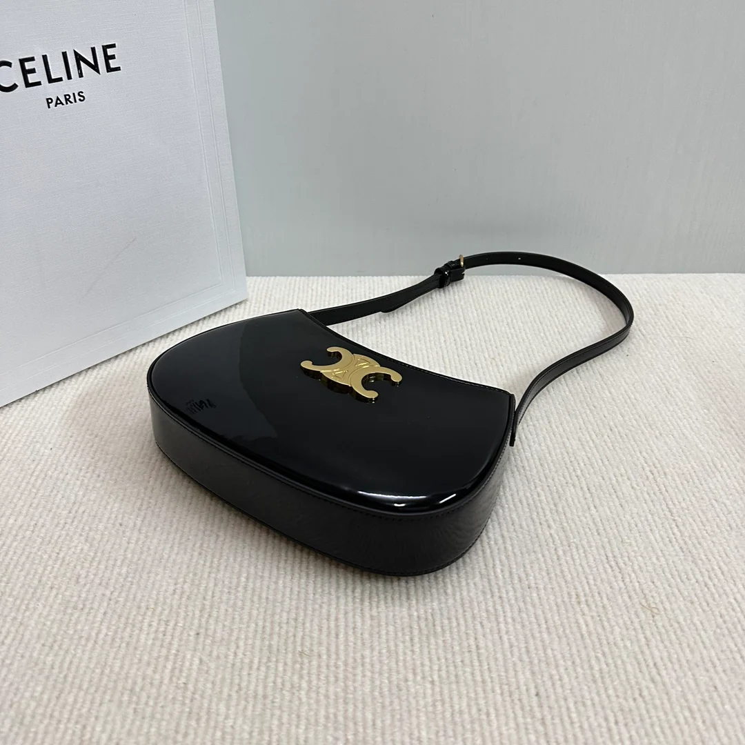 Сумка-подмышка Celine Tilly - лакированная кожа, черная