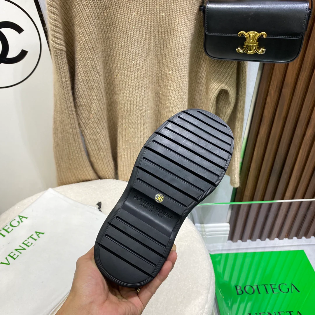 BV - Ботильоны на платформе - Черные