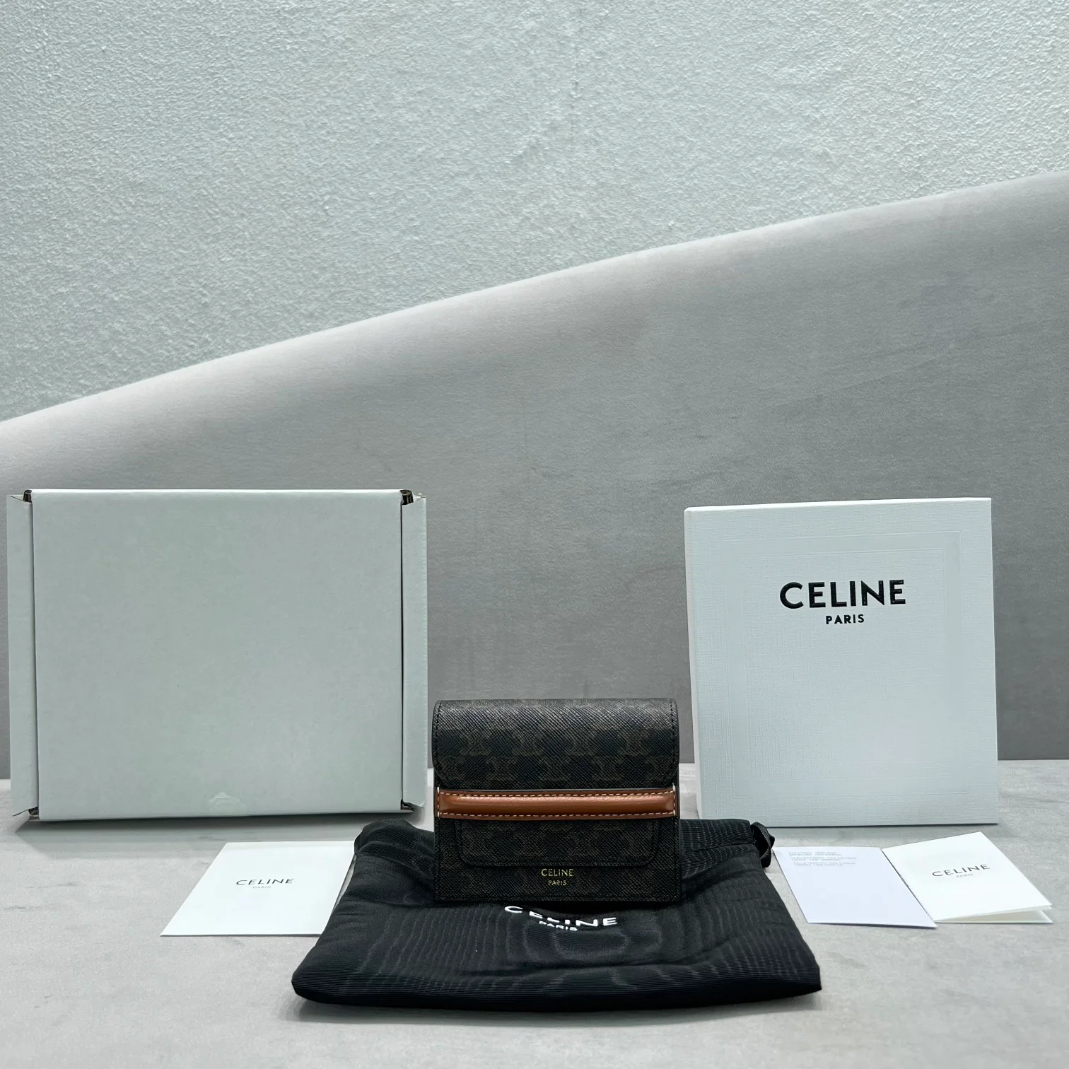 Celine-老花系列 翻盖钱包卡包