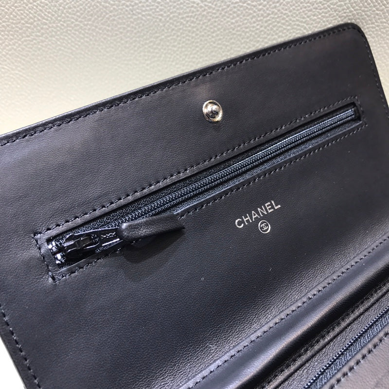 Chanel - Классические часы WOC - 19 см - Черная овечья кожа с серебристой фурнитурой