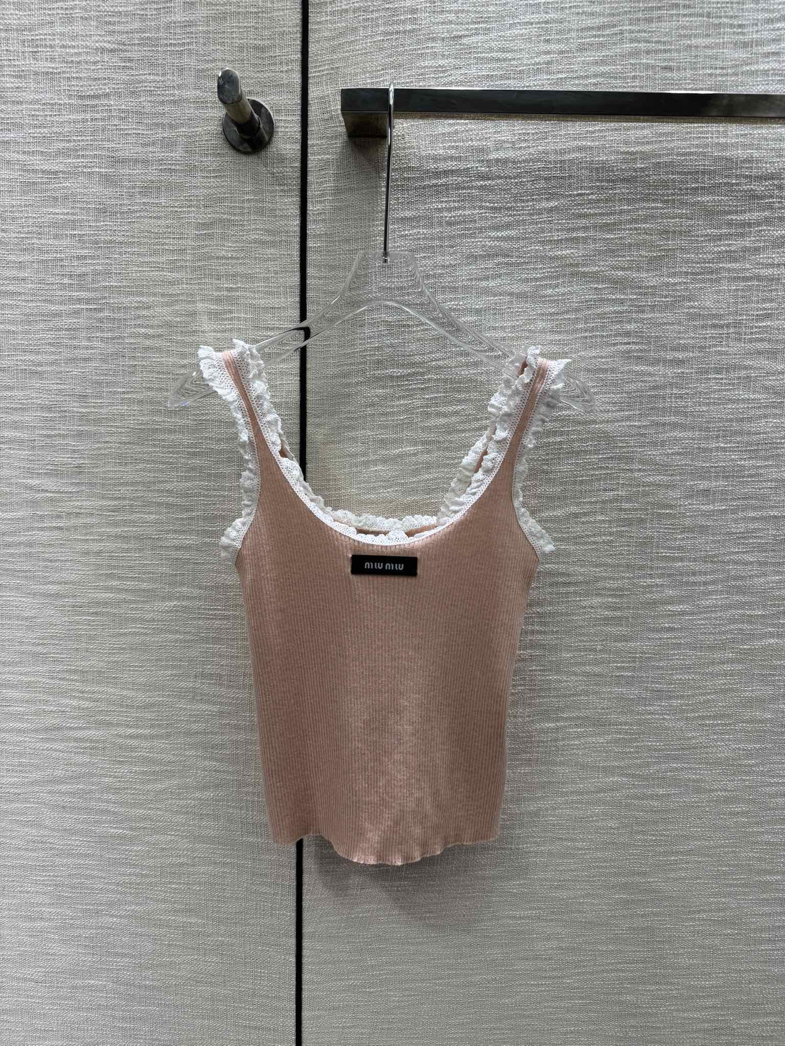 Miu Miu - 2404 - Вязаный жилет с цветовыми блоками - Черный