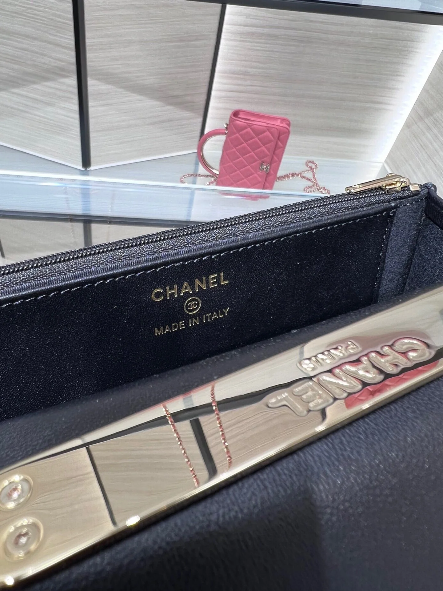 Новинка 2022 года от Chanel - Ручка WOC - Овечья кожа - 19 см - 1