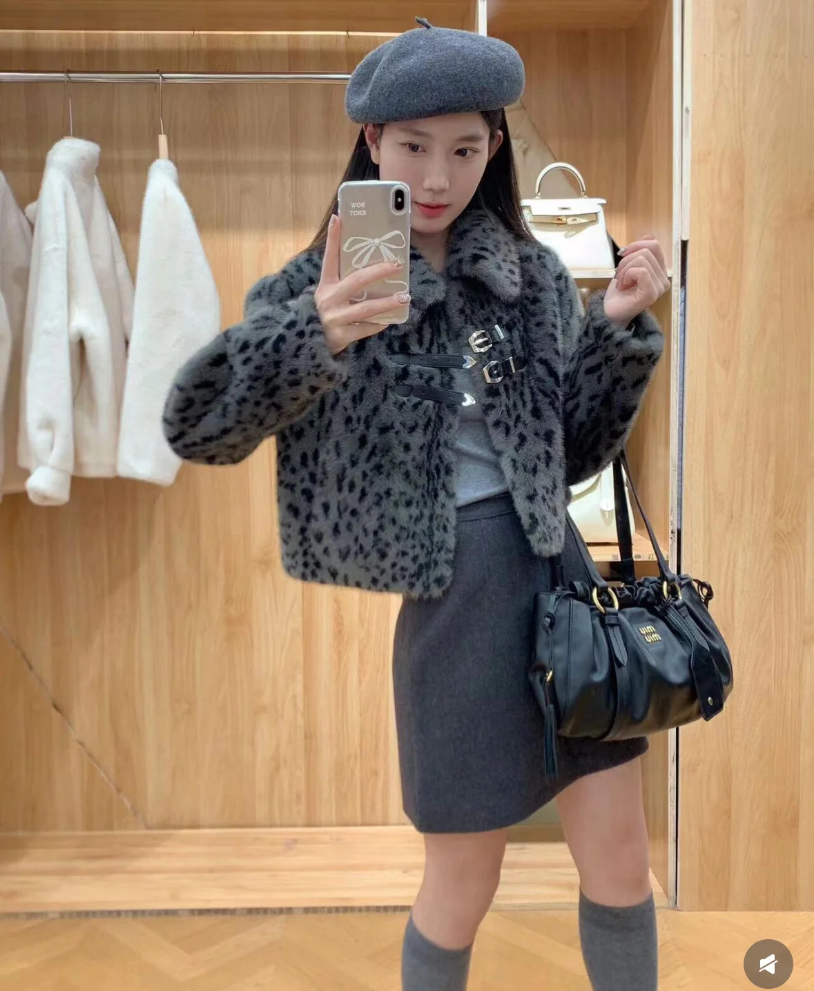 Сумка Miu Miu Joie из кожи наппа — маленькая — черная — Носите и делитесь