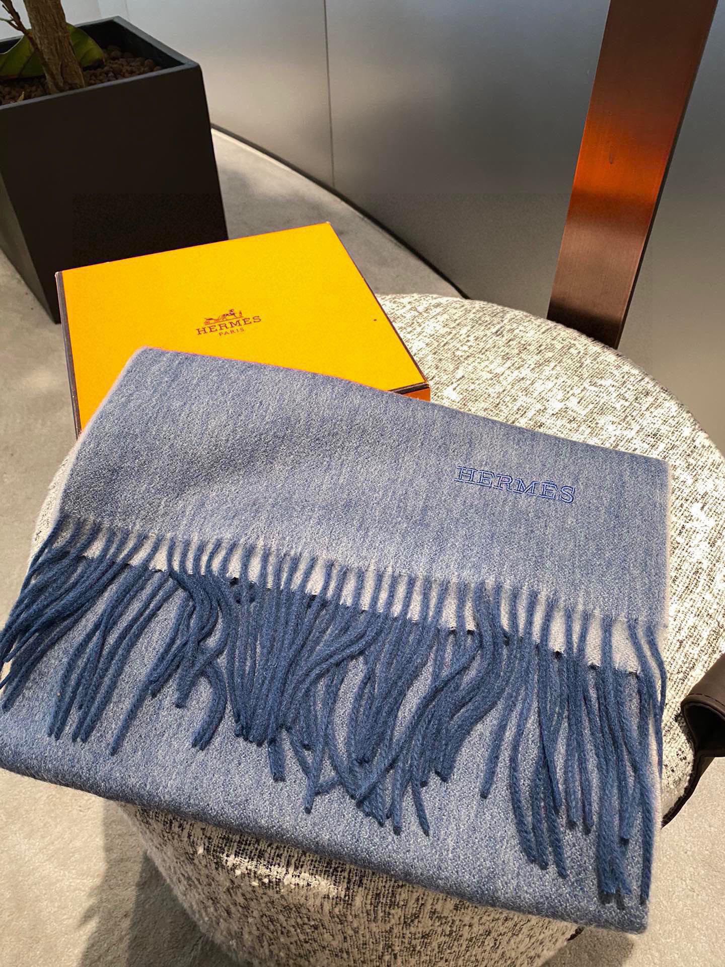 Двусторонняя кашемировая шаль/шарф Hermes - 210 см - синий